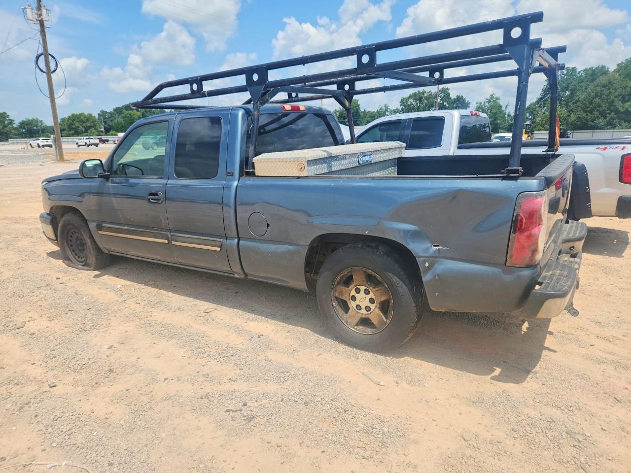 2006 Chevrolet Silverado C1500 Blue vin: 1GCEC19V96Z230156