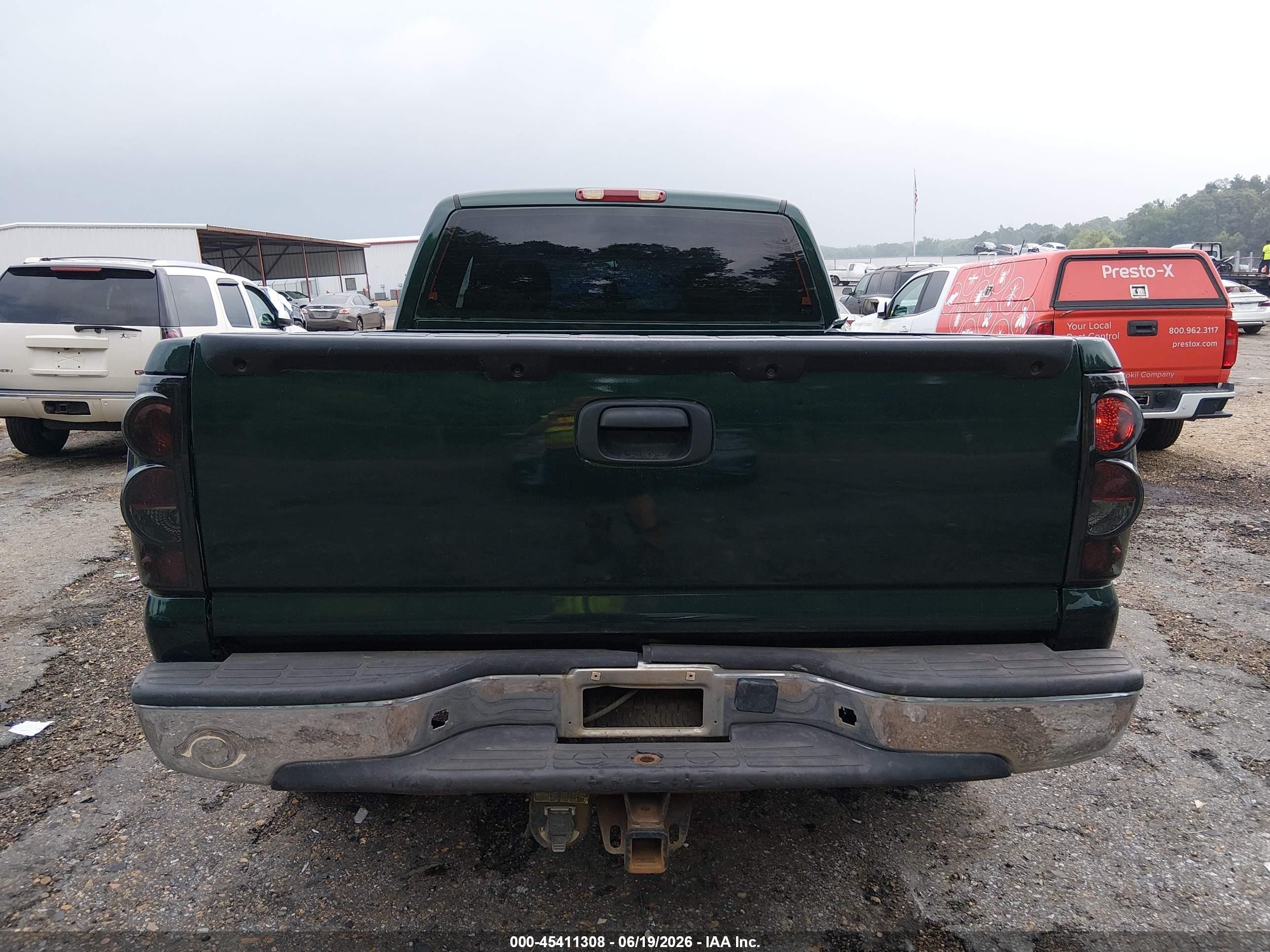 2004 Chevrolet Silverado 1500 Ls Green vin: 1GCEC19VX4Z190473