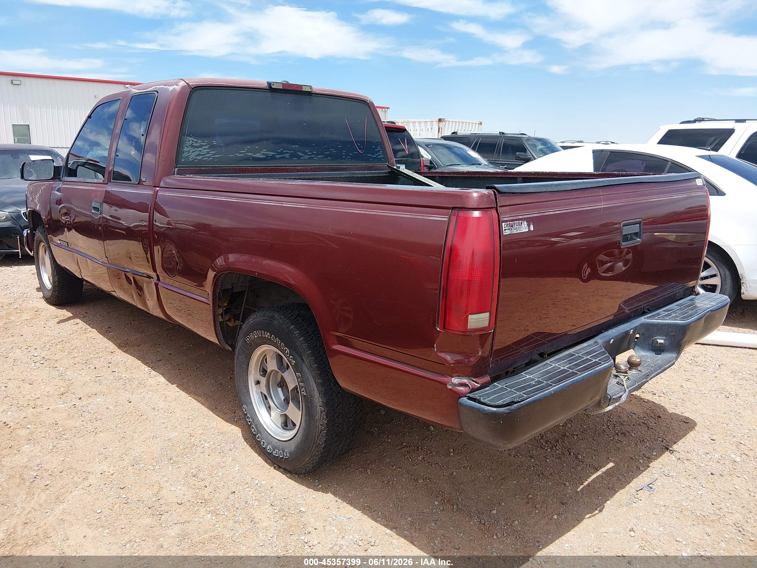 1998 Chevrolet C1500 Fleetside Maroon vin: 1GCEC19W9WE197434