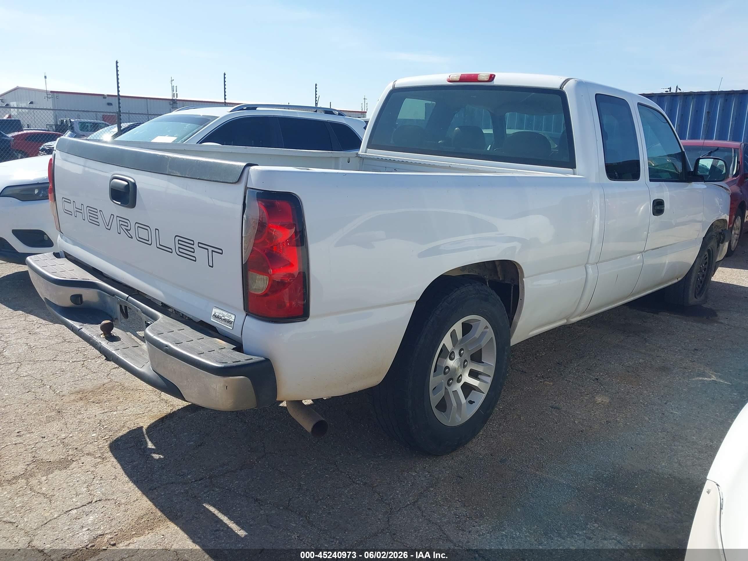 2006 Chevrolet Silverado 1500 Work Truck White vin: 1GCEC19X06Z251995