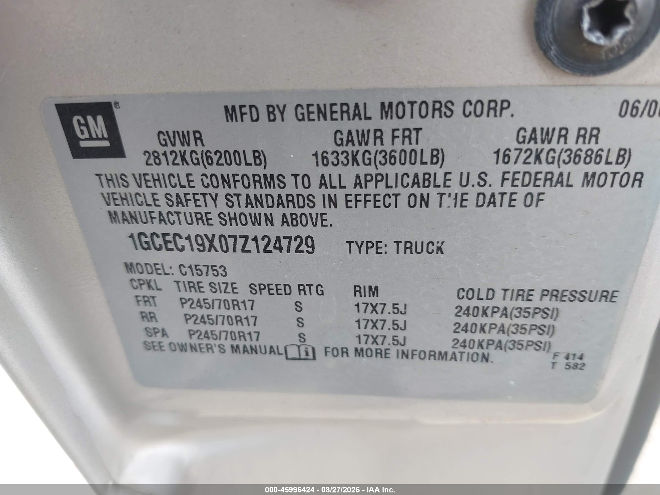 2007 Chevrolet Silverado 1500 Classic Work Truck Silver vin: 1GCEC19X07Z124729