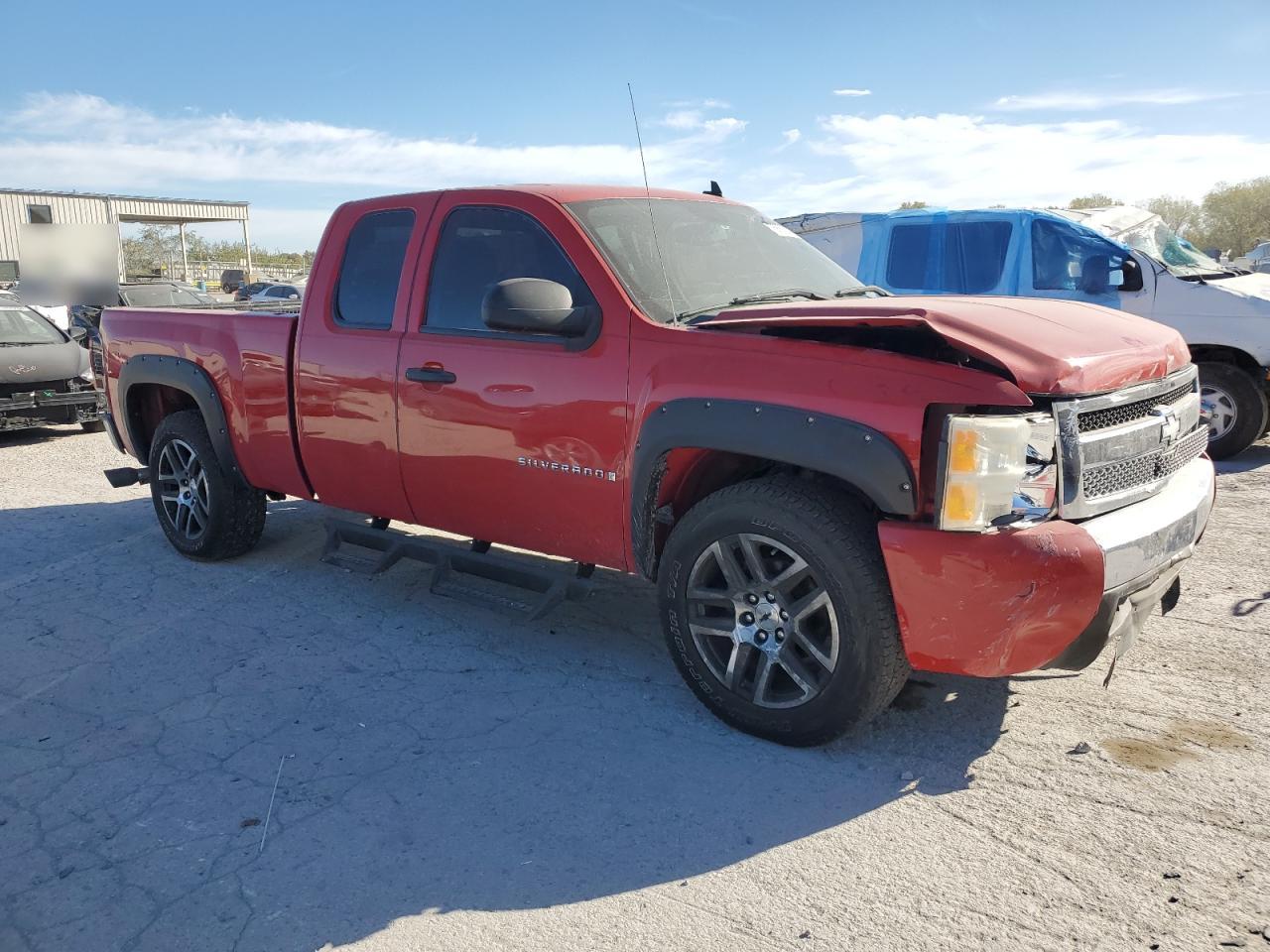 2008 Chevrolet Silverado C1500 Red vin: 1GCEC19X08Z173348