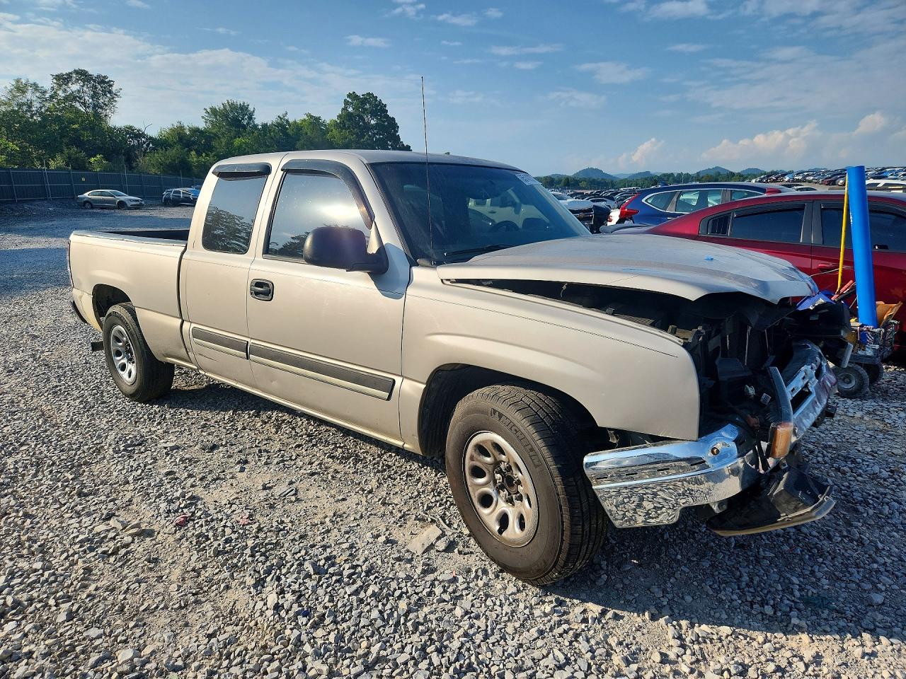2004 Chevrolet Silverado C1500 Tan vin: 1GCEC19X14Z278054