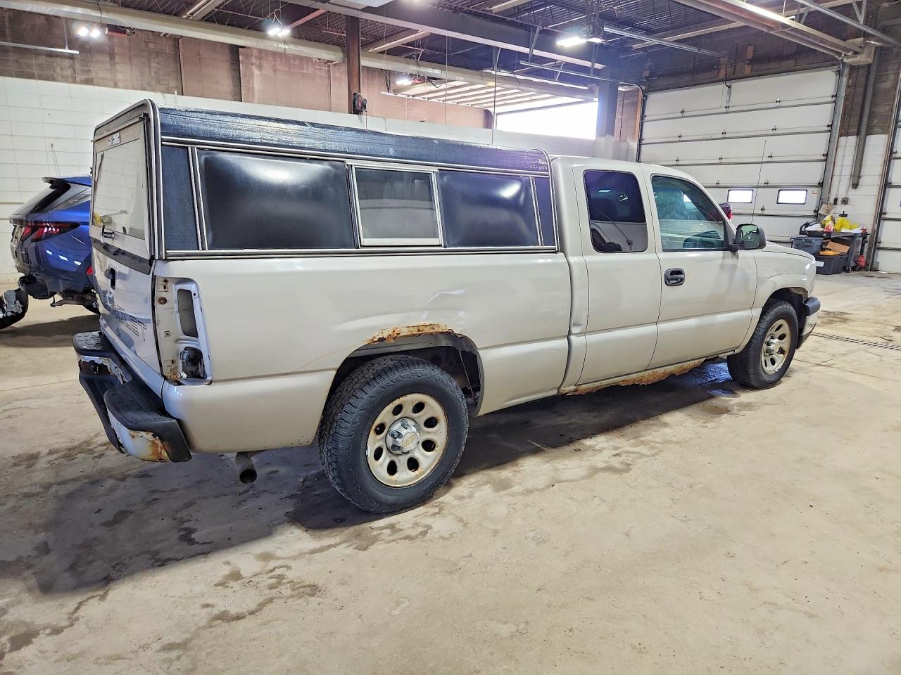 2007 Chevrolet Silverado C1500 Classic Silver vin: 1GCEC19X17Z120382