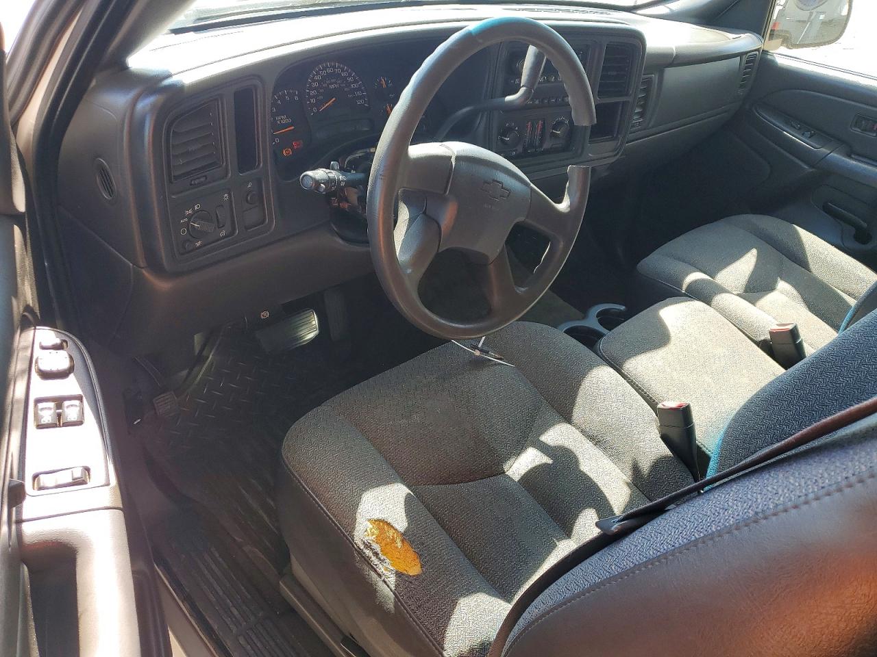 2005 Chevrolet Silverado C1500 Желто-коричневый vin: 1GCEC19X35Z280065