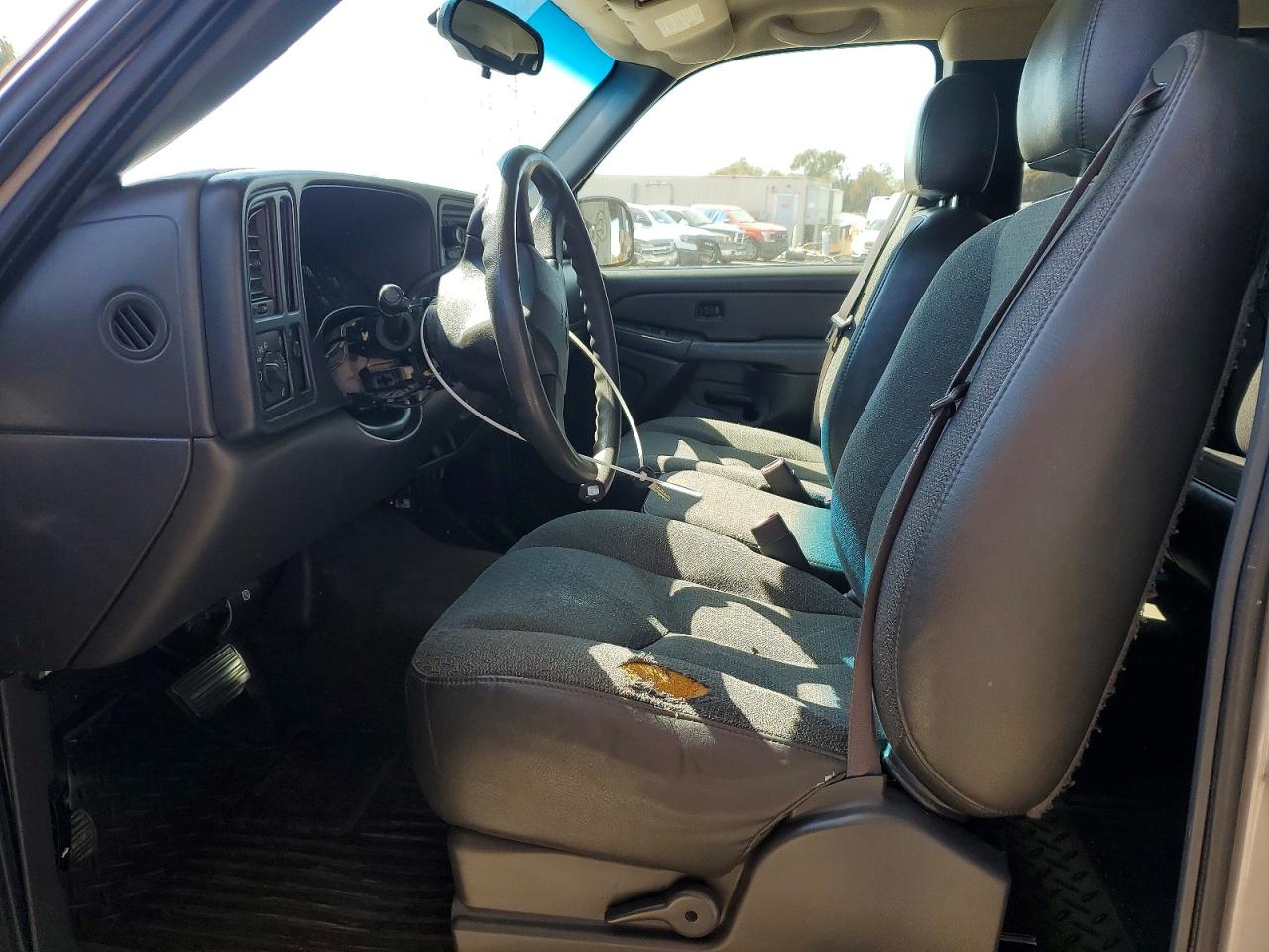 2005 Chevrolet Silverado C1500 Желто-коричневый vin: 1GCEC19X35Z280065