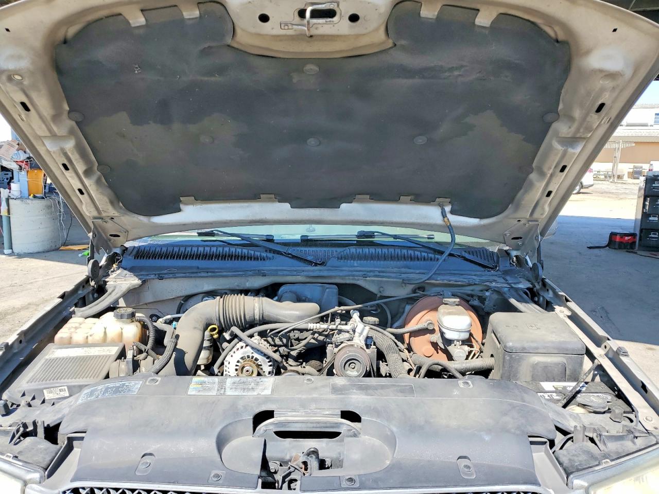2005 Chevrolet Silverado C1500 Желто-коричневый vin: 1GCEC19X35Z280065