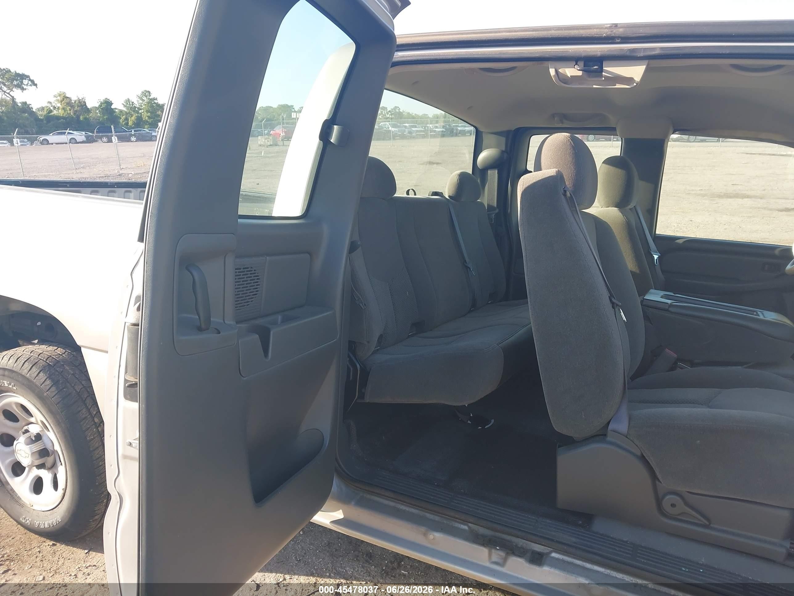 2006 Chevrolet Silverado 1500 Work Truck Beige vin: 1GCEC19X36Z230400