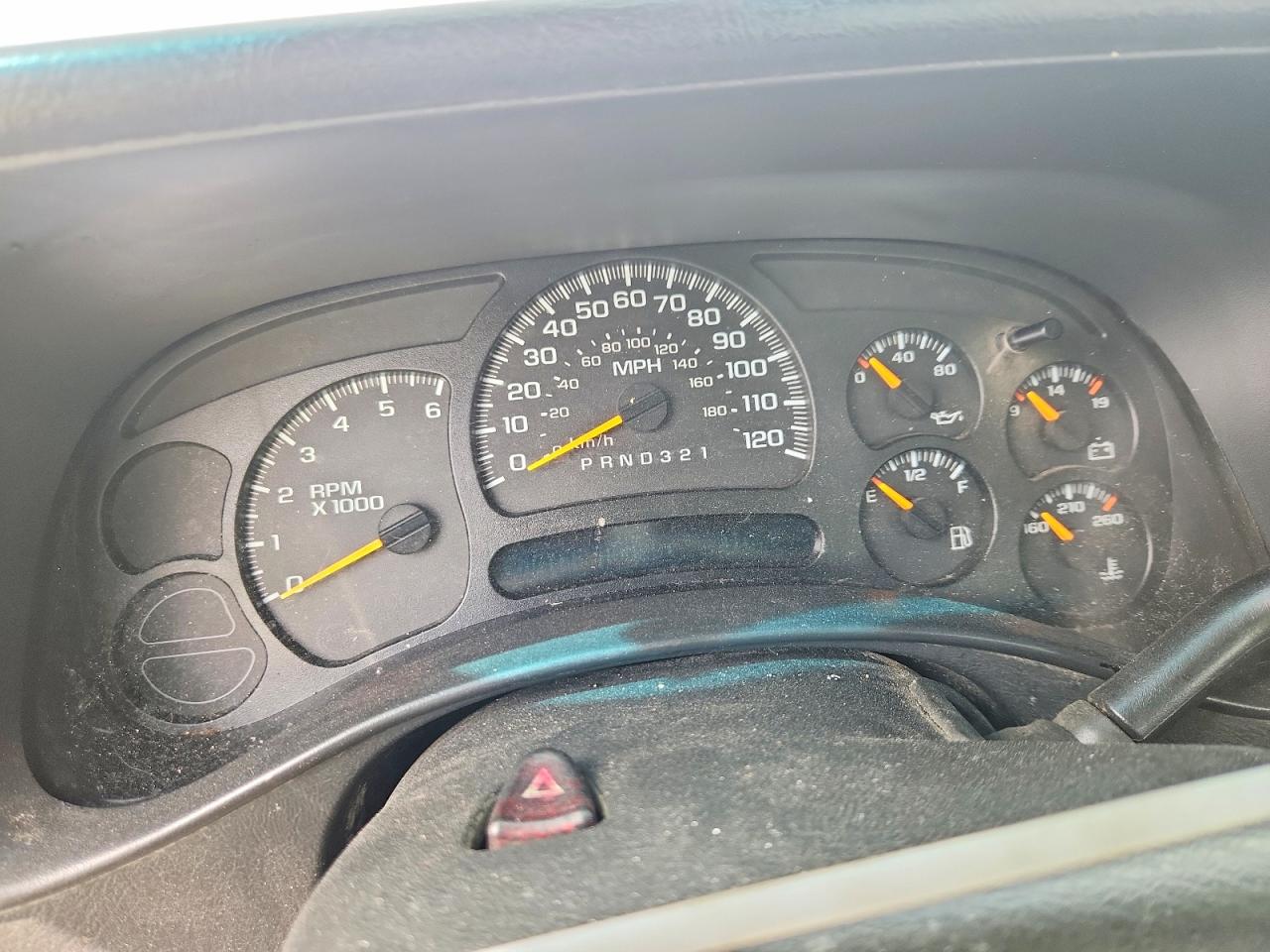 2007 Chevrolet Silverado C1500 Classic White vin: 1GCEC19X37Z108007