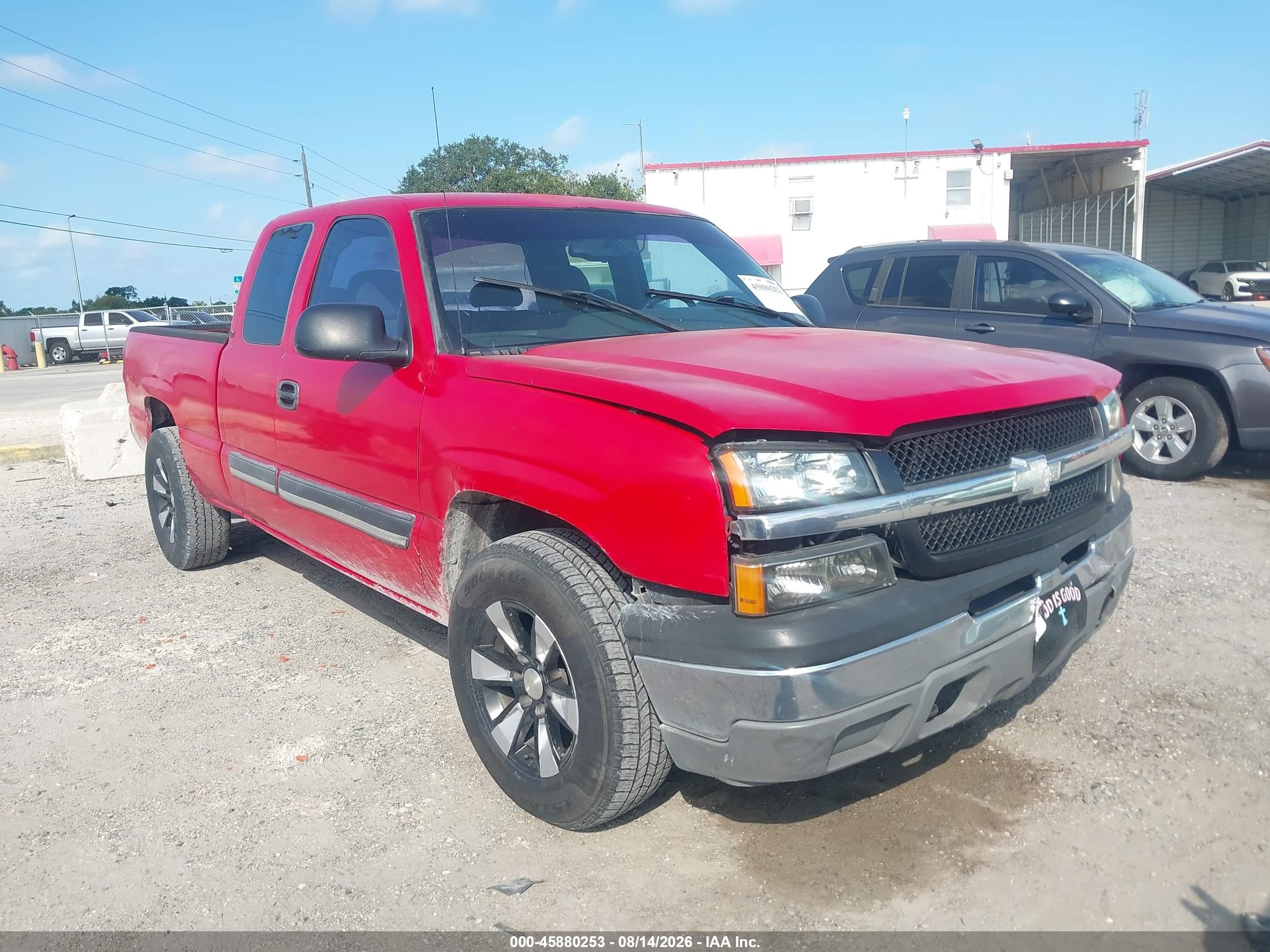 2004 Chevrolet Silverado 1500   Red vin: 1GCEC19X44Z224487