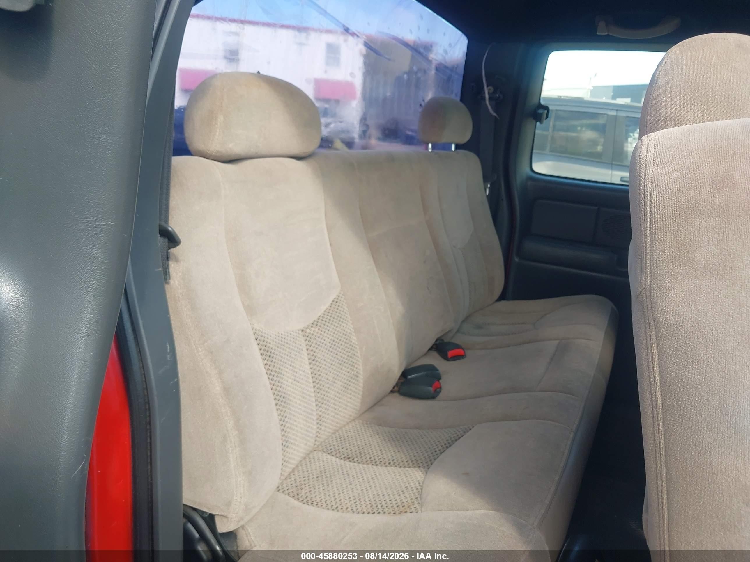 2004 Chevrolet Silverado 1500   Red vin: 1GCEC19X44Z224487