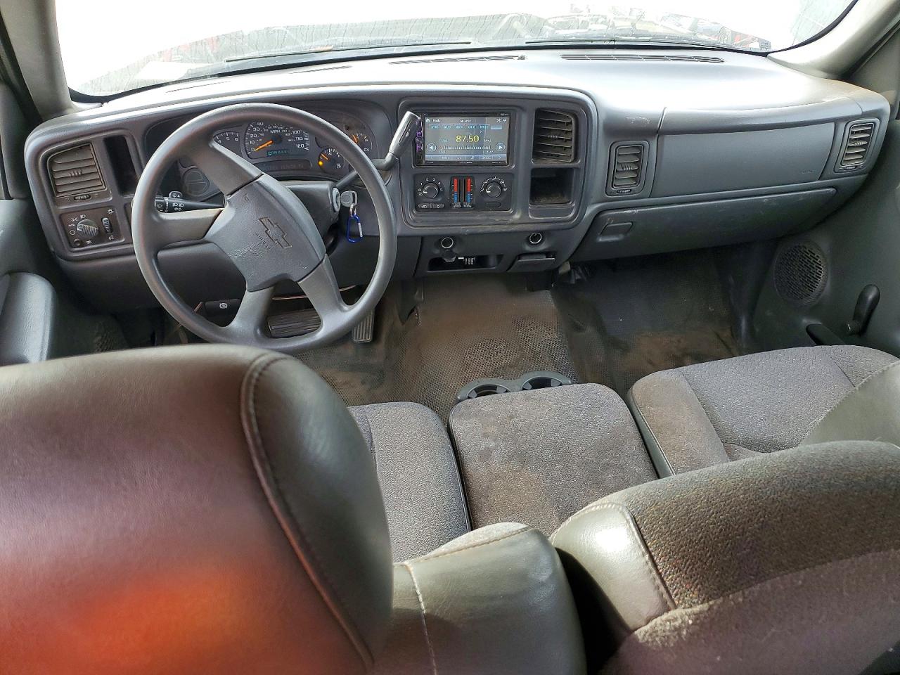 2005 Chevrolet Silverado C1500 Золотой vin: 1GCEC19X45Z271309