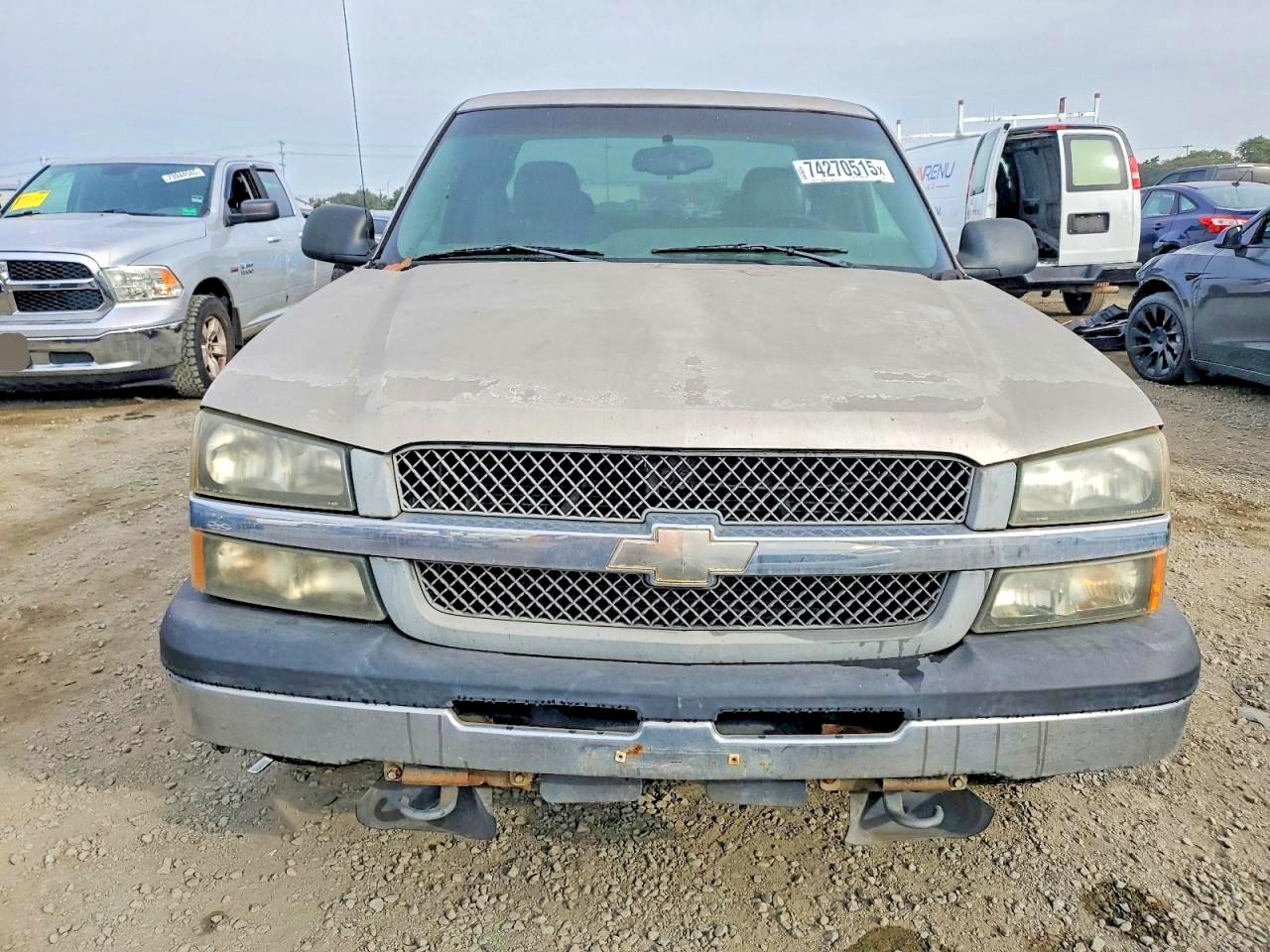 2005 Chevrolet Silverado C1500 Золотой vin: 1GCEC19X45Z271309