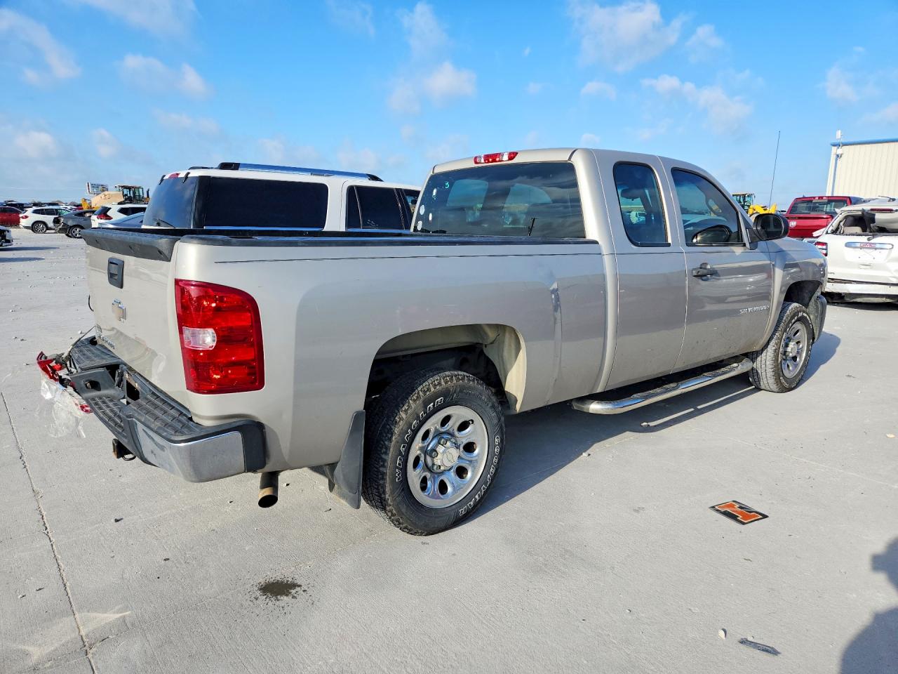 2008 Chevrolet Silverado C1500 Silver vin: 1GCEC19X68Z331790