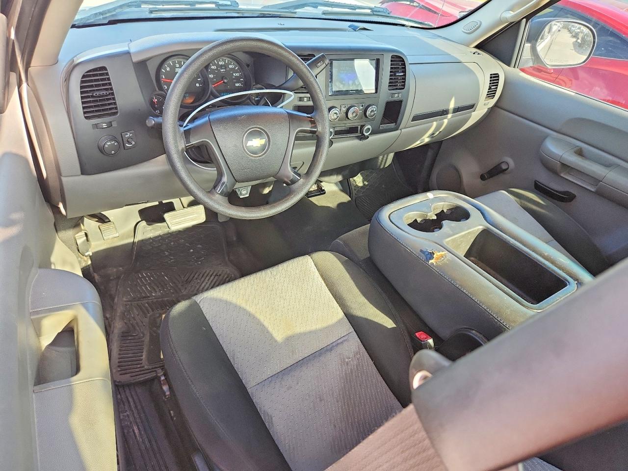 2008 Chevrolet Silverado C1500 Silver vin: 1GCEC19X68Z331790