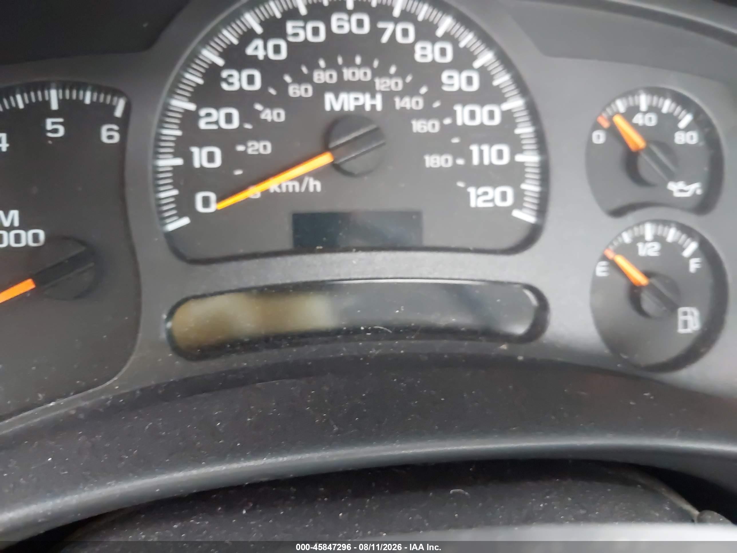 2004 Chevrolet Silverado 1500   White vin: 1GCEC19X74Z133195