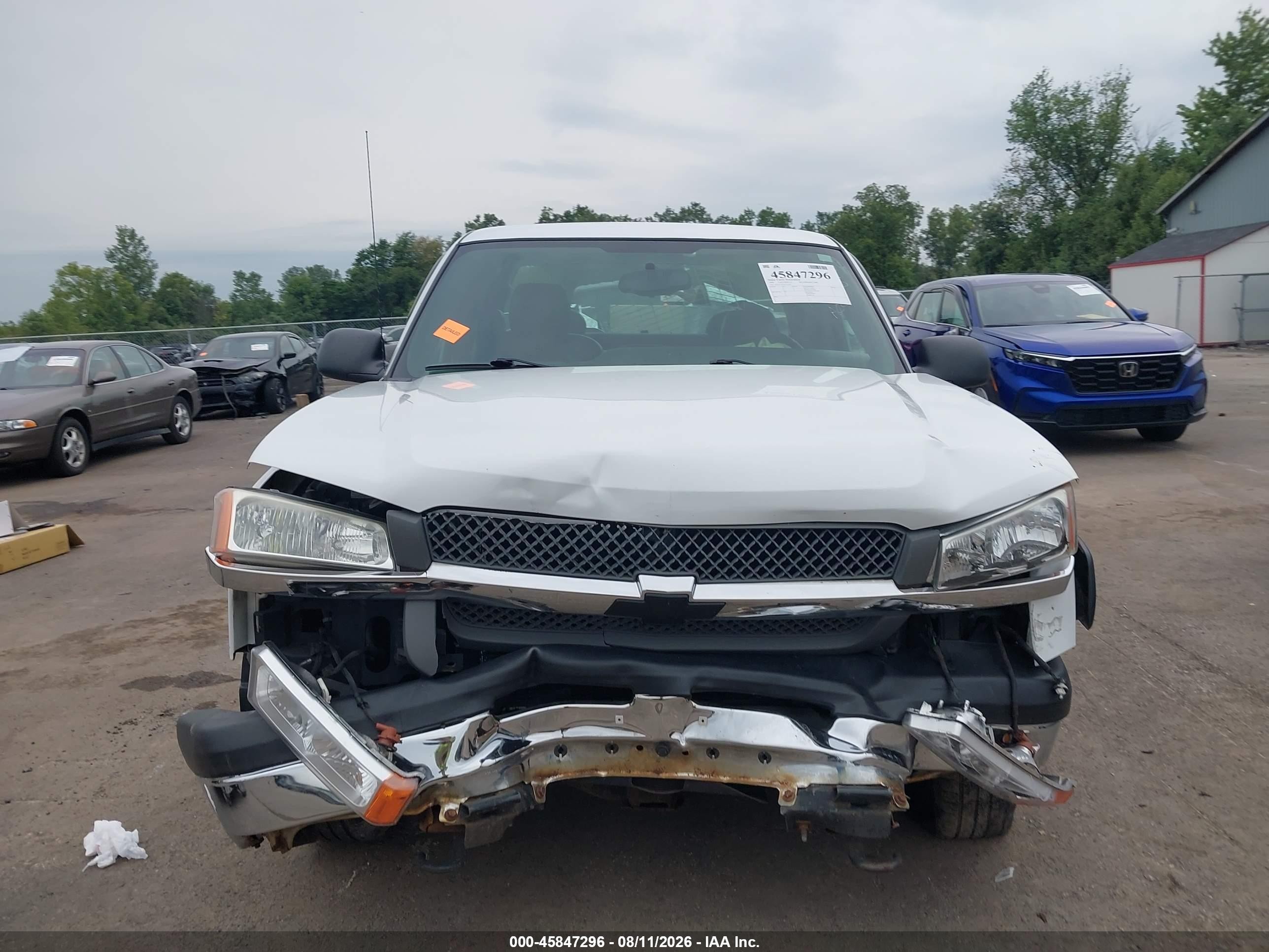 2004 Chevrolet Silverado 1500   White vin: 1GCEC19X74Z133195