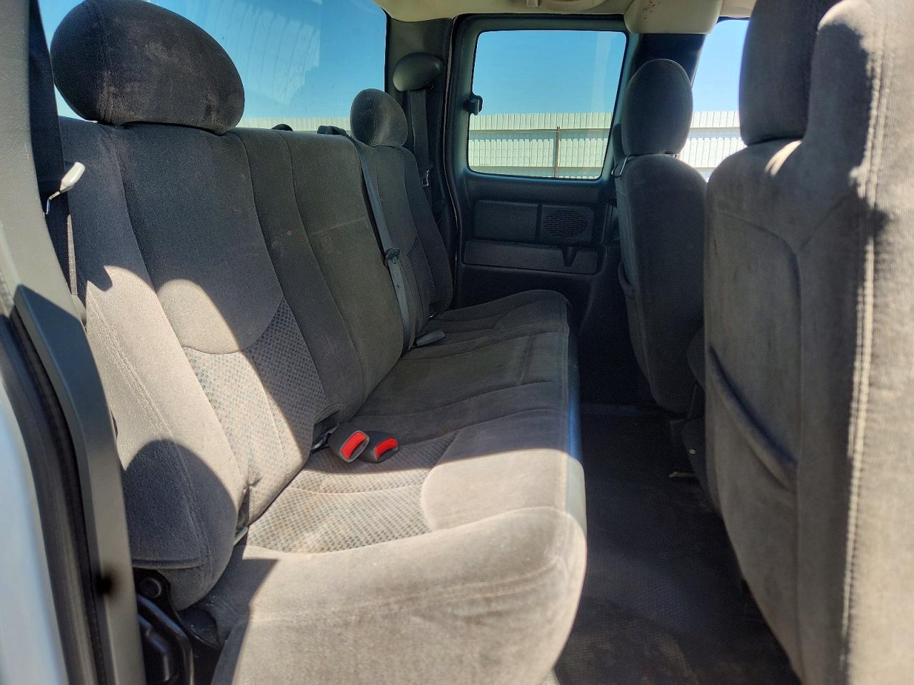2007 Chevrolet Silverado C1500 Classic White vin: 1GCEC19X77Z108933