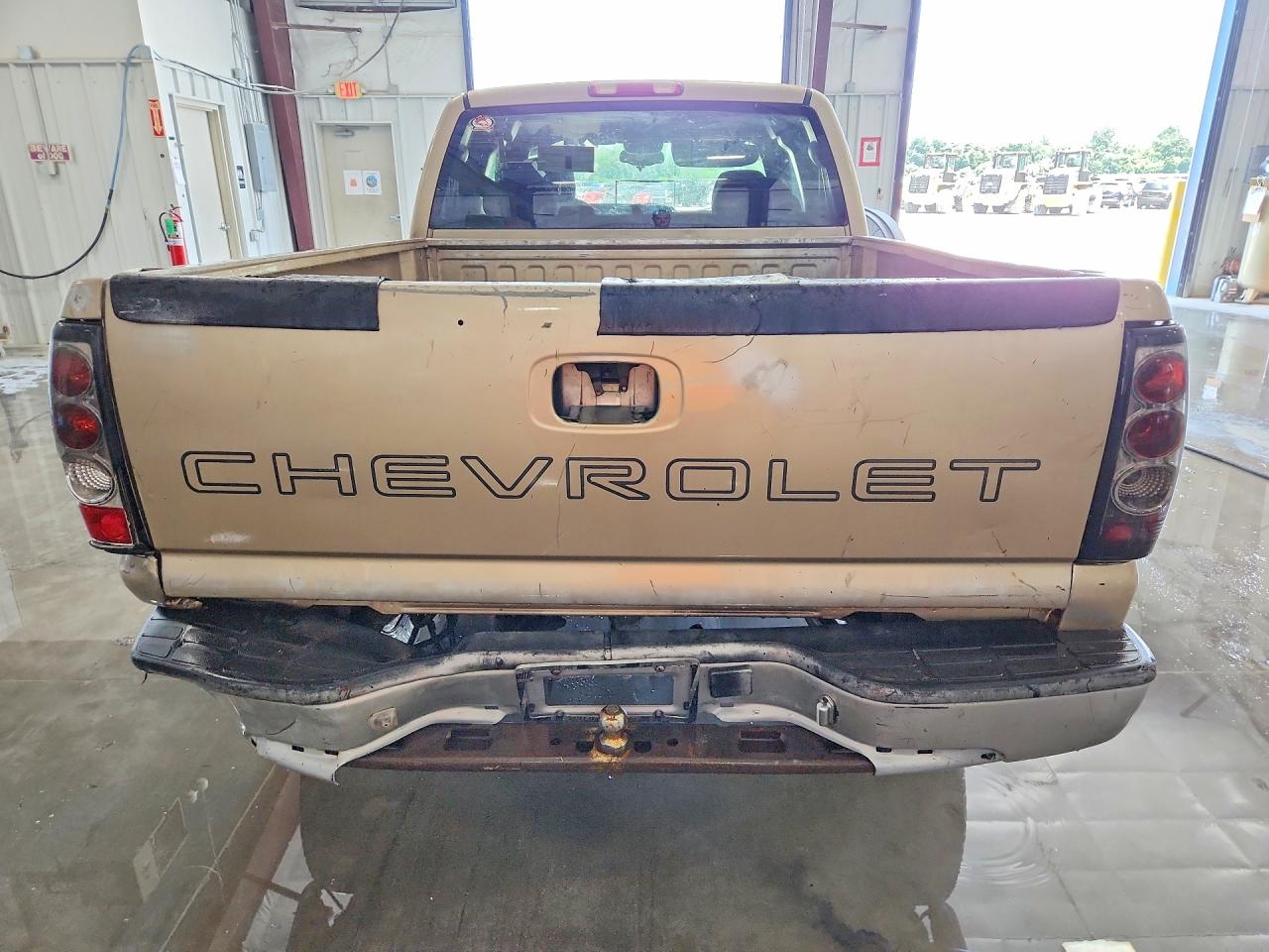 2007 Chevrolet Silverado C1500 Classic Gold vin: 1GCEC19X77Z129975