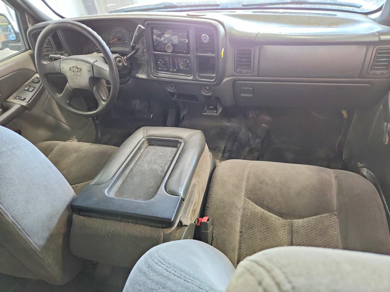 2007 Chevrolet Silverado C1500 Classic Gold vin: 1GCEC19X77Z129975