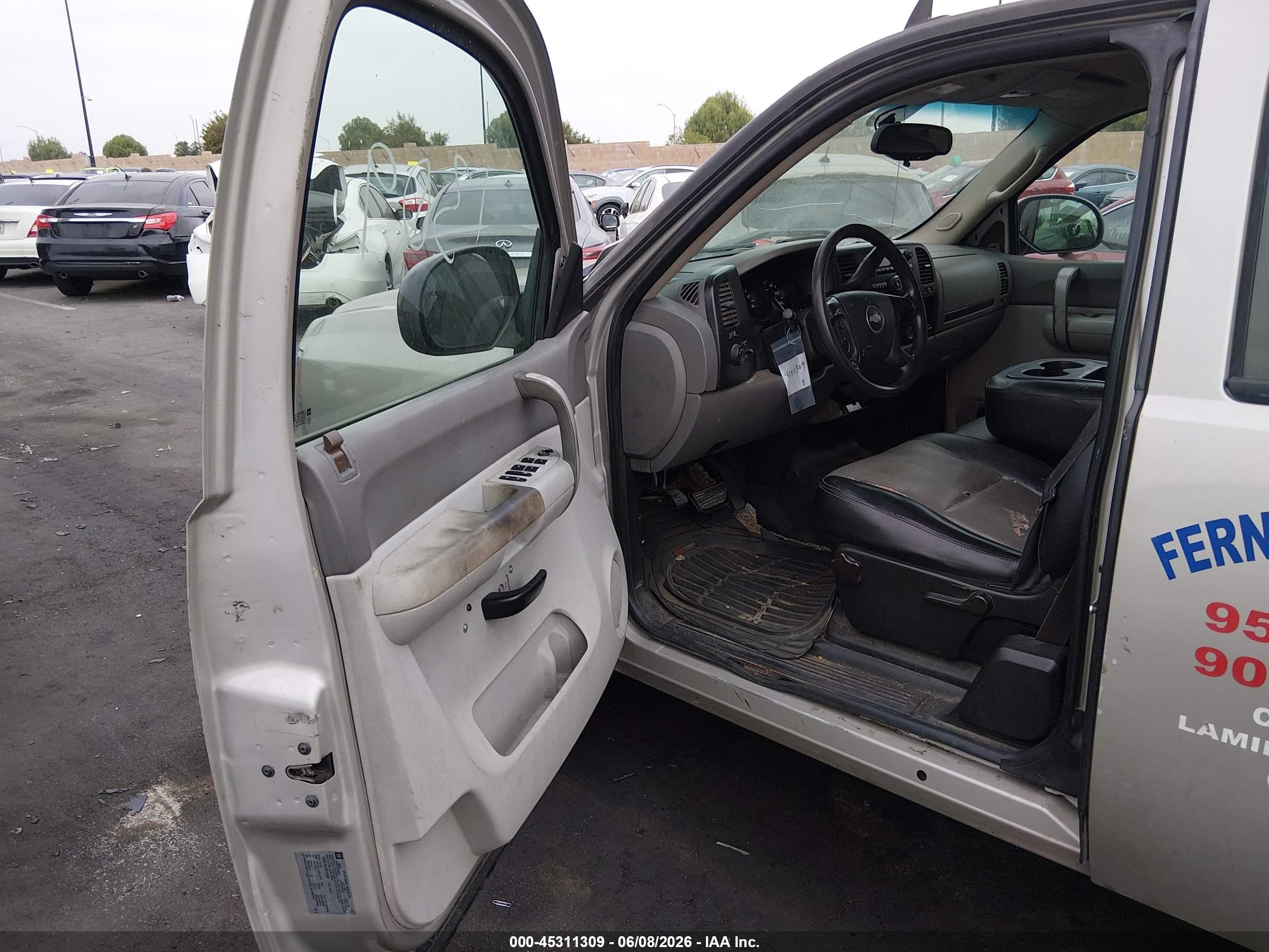 2008 Chevrolet Silverado 1500 Work Truck Gold vin: 1GCEC19X78Z143361