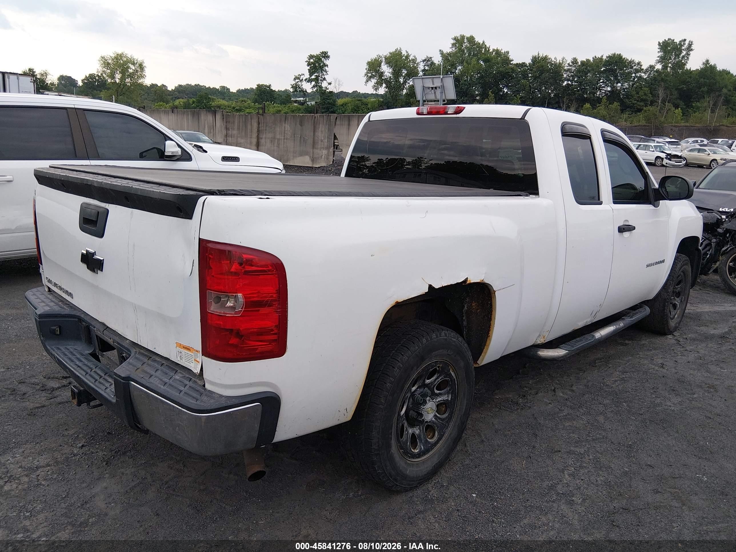 2009 Chevrolet Silverado 1500 Work Truck White vin: 1GCEC19X79Z167726