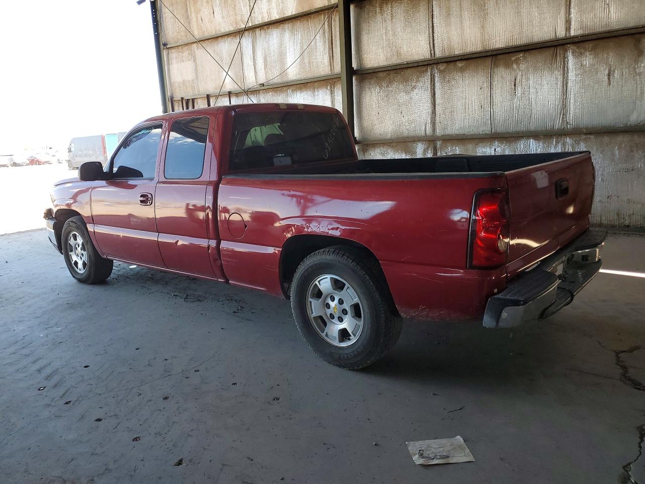 2004 Chevrolet Silverado C1500 Red vin: 1GCEC19X84Z247058