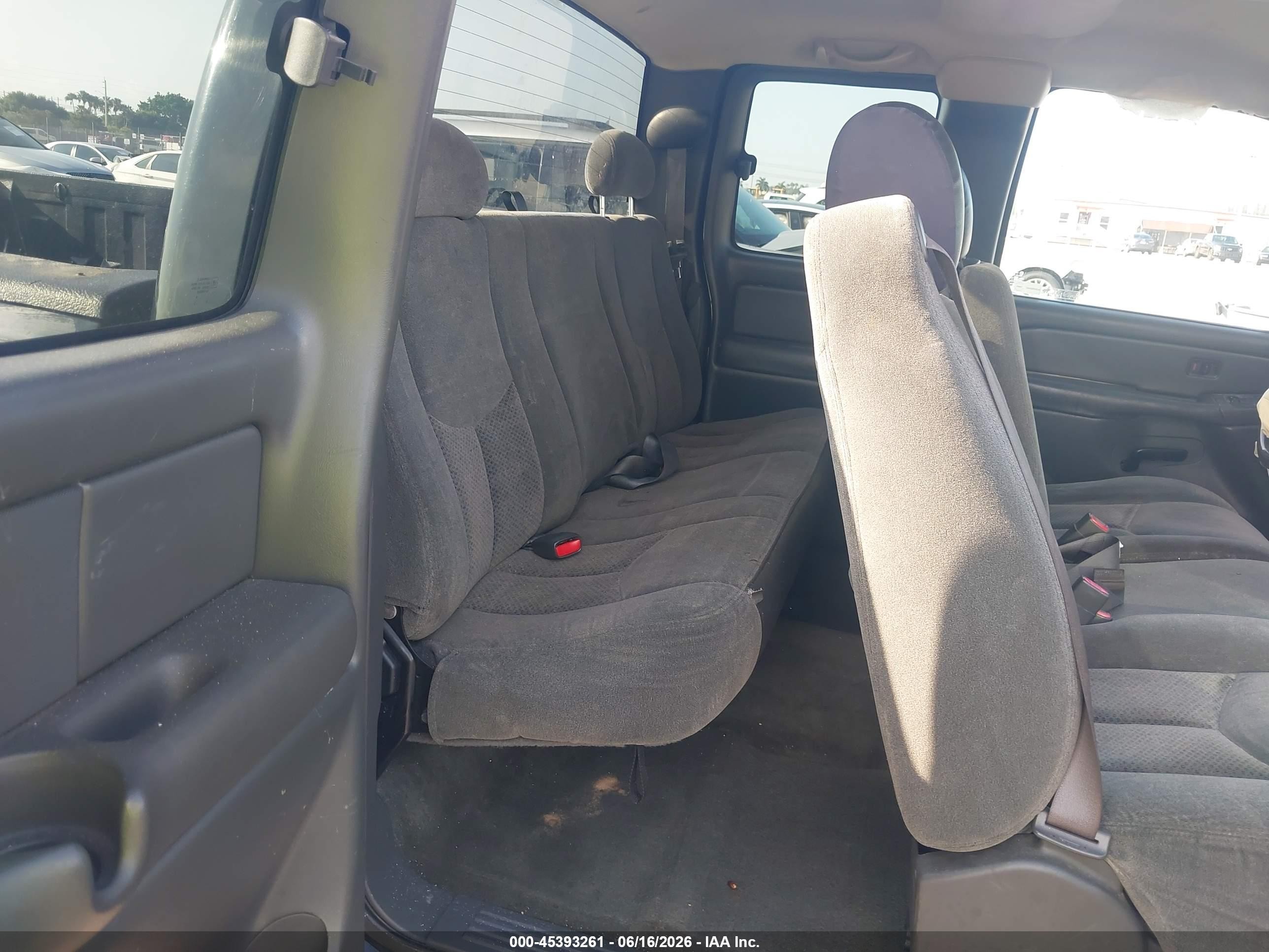 2004 Chevrolet Silverado 1500 Ls Black vin: 1GCEC19X84Z308070