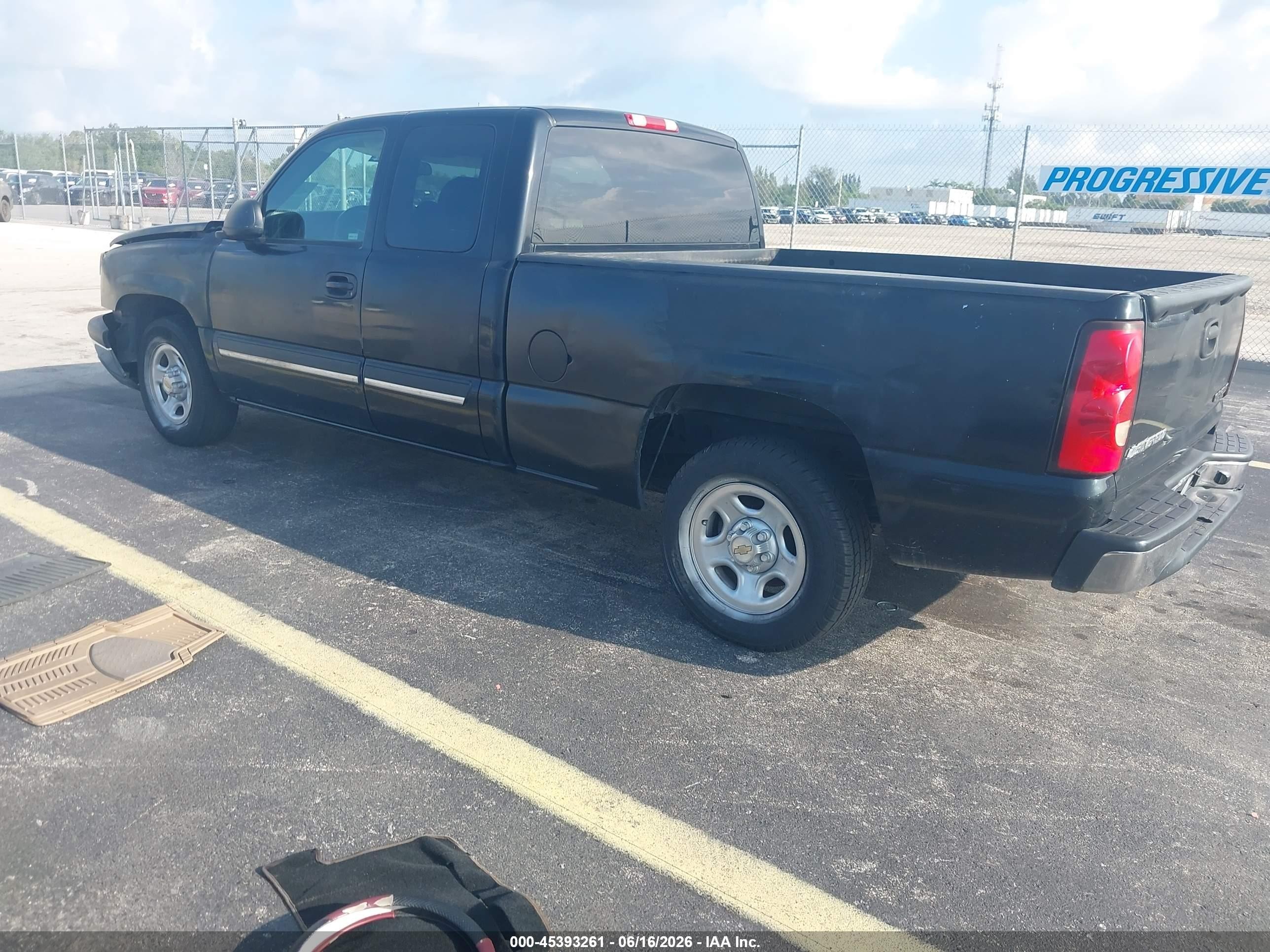 2004 Chevrolet Silverado 1500 Ls Black vin: 1GCEC19X84Z308070