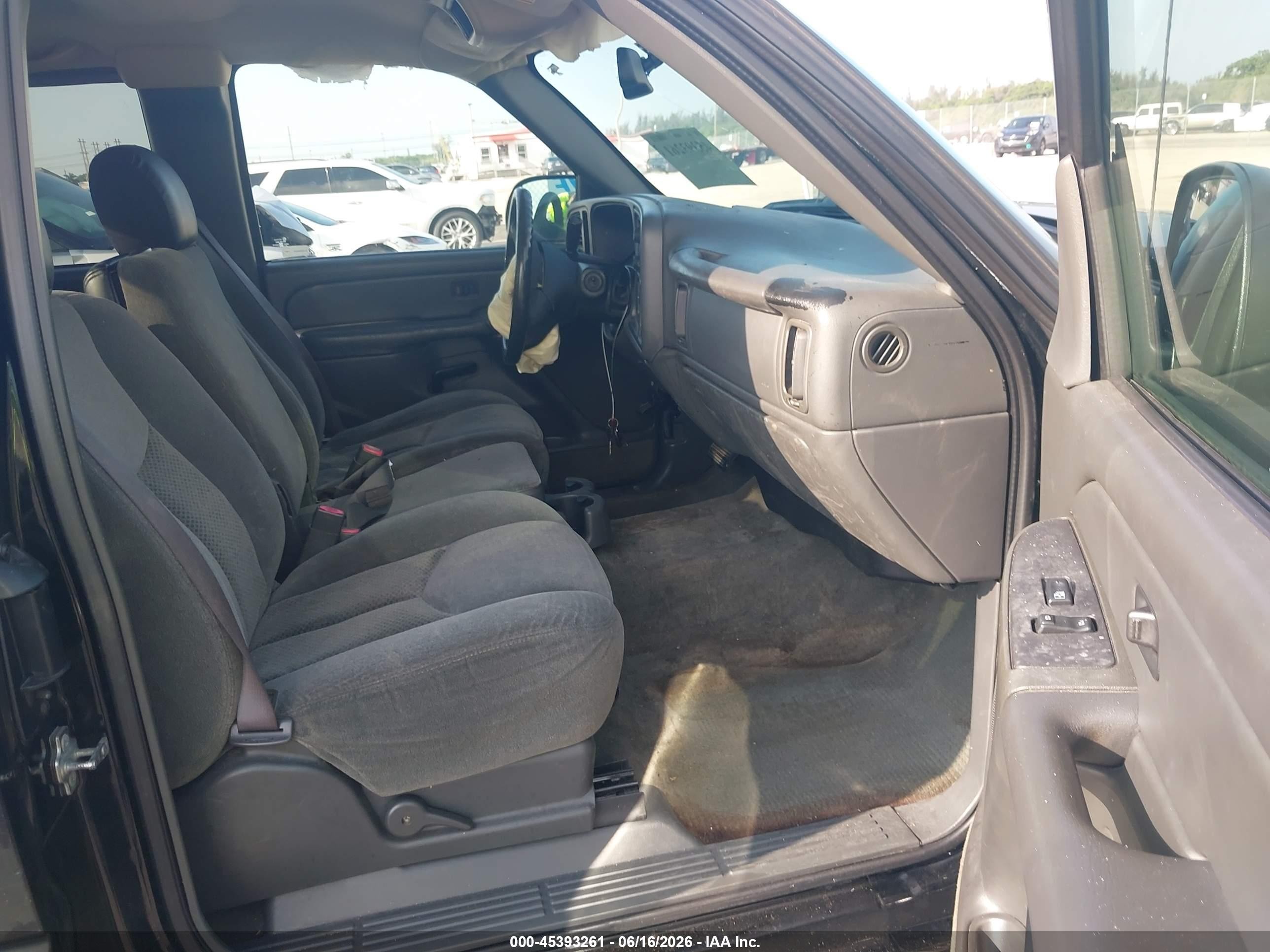 2004 Chevrolet Silverado 1500 Ls Black vin: 1GCEC19X84Z308070
