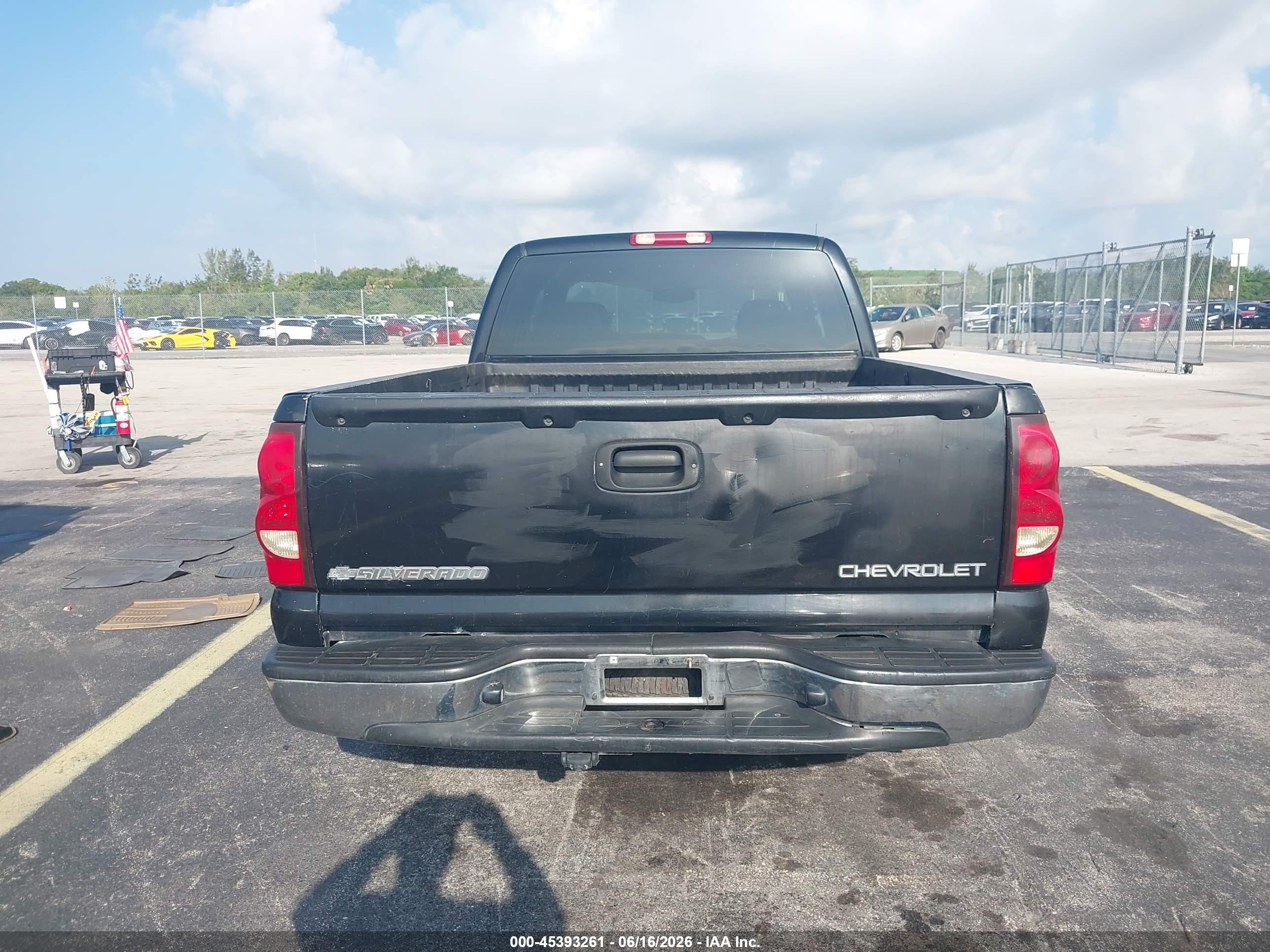 2004 Chevrolet Silverado 1500 Ls Black vin: 1GCEC19X84Z308070