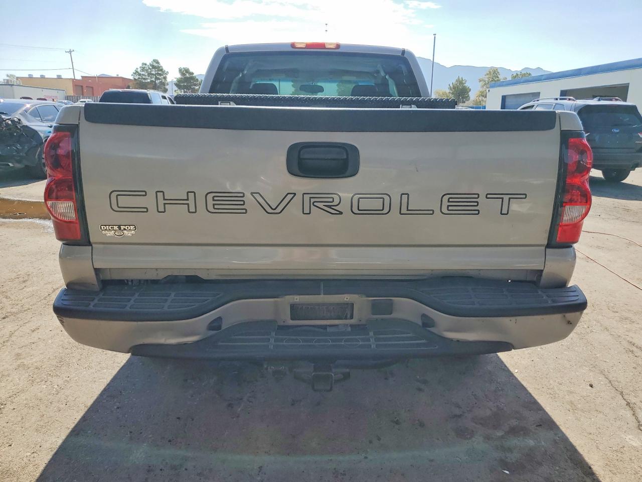2004 Chevrolet Silverado C1500 Silver vin: 1GCEC19X84Z345376