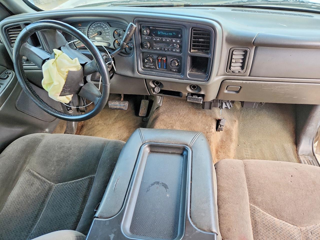 2005 Chevrolet Silverado C1500 Silver vin: 1GCEC19X85Z182360