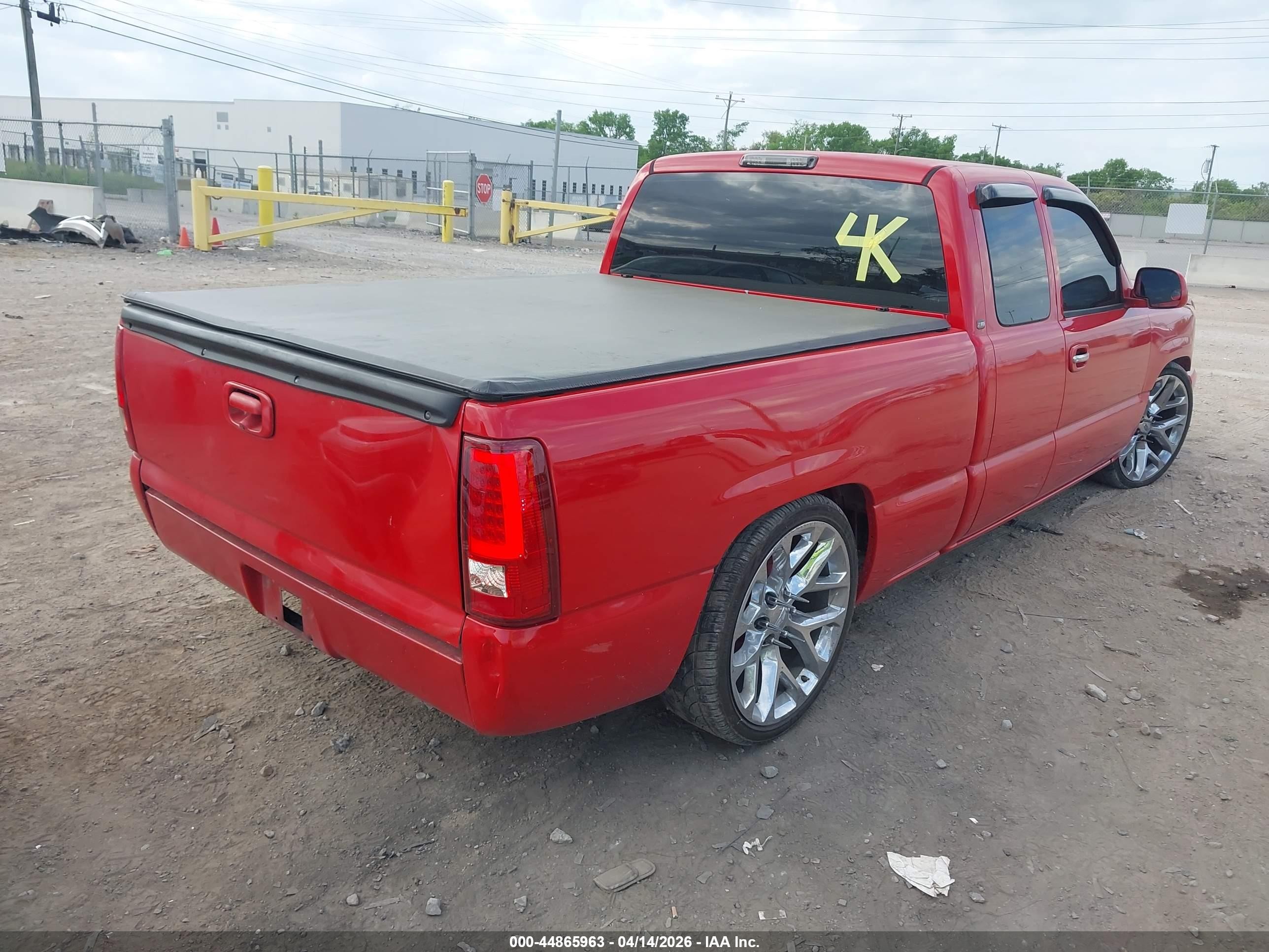 2007 Chevrolet Silverado 1500 Classic Work Truck Red vin: 1GCEC19X87Z109959