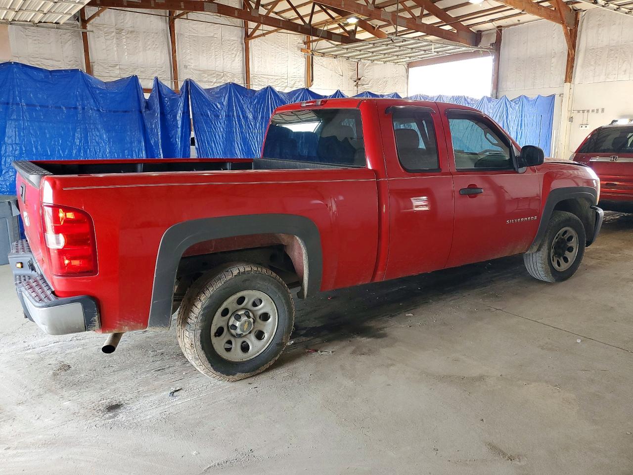 2007 Chevrolet Silverado C1500 Classic Red vin: 1GCEC19X87Z614447