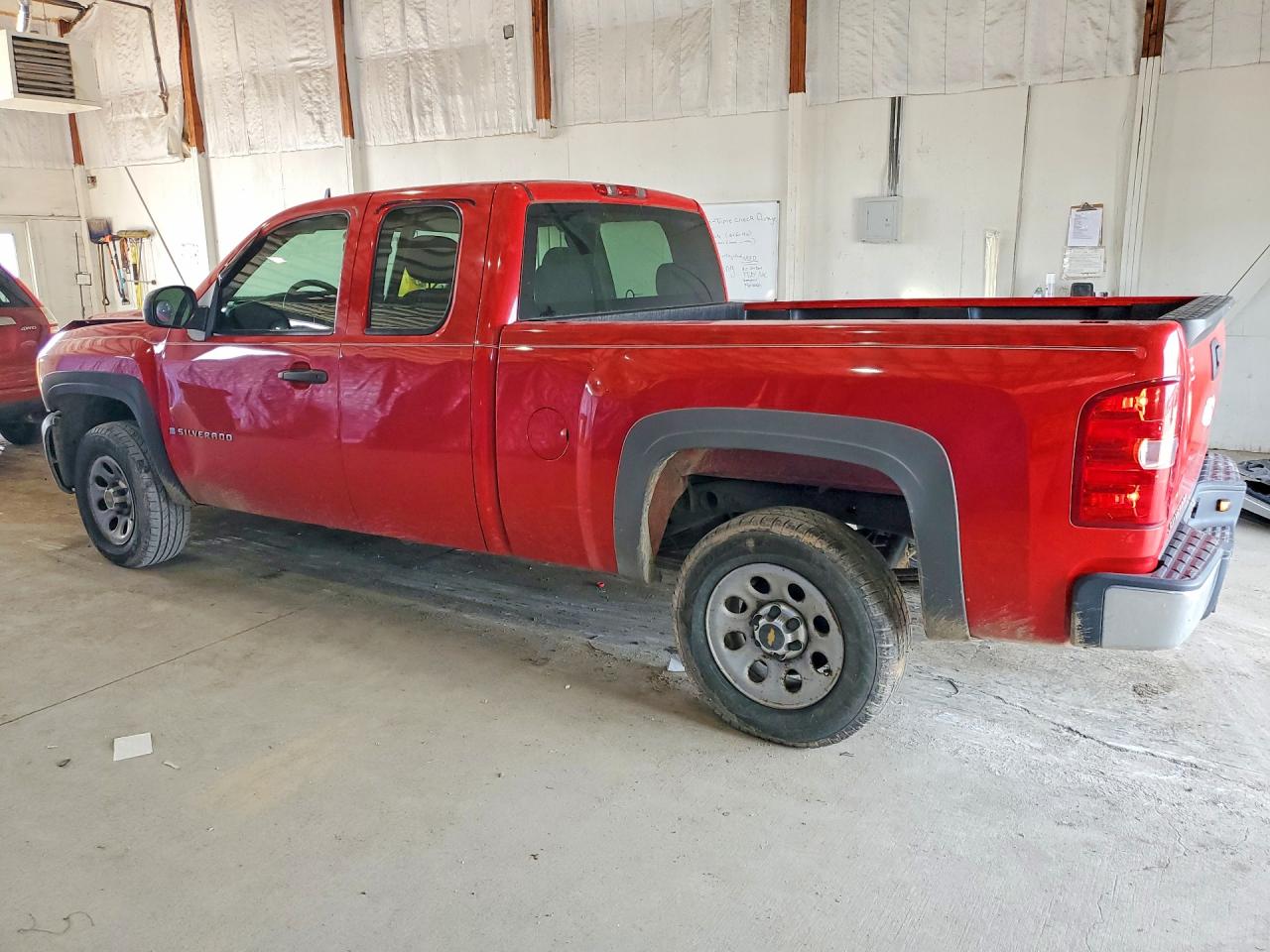 2007 Chevrolet Silverado C1500 Classic Red vin: 1GCEC19X87Z614447