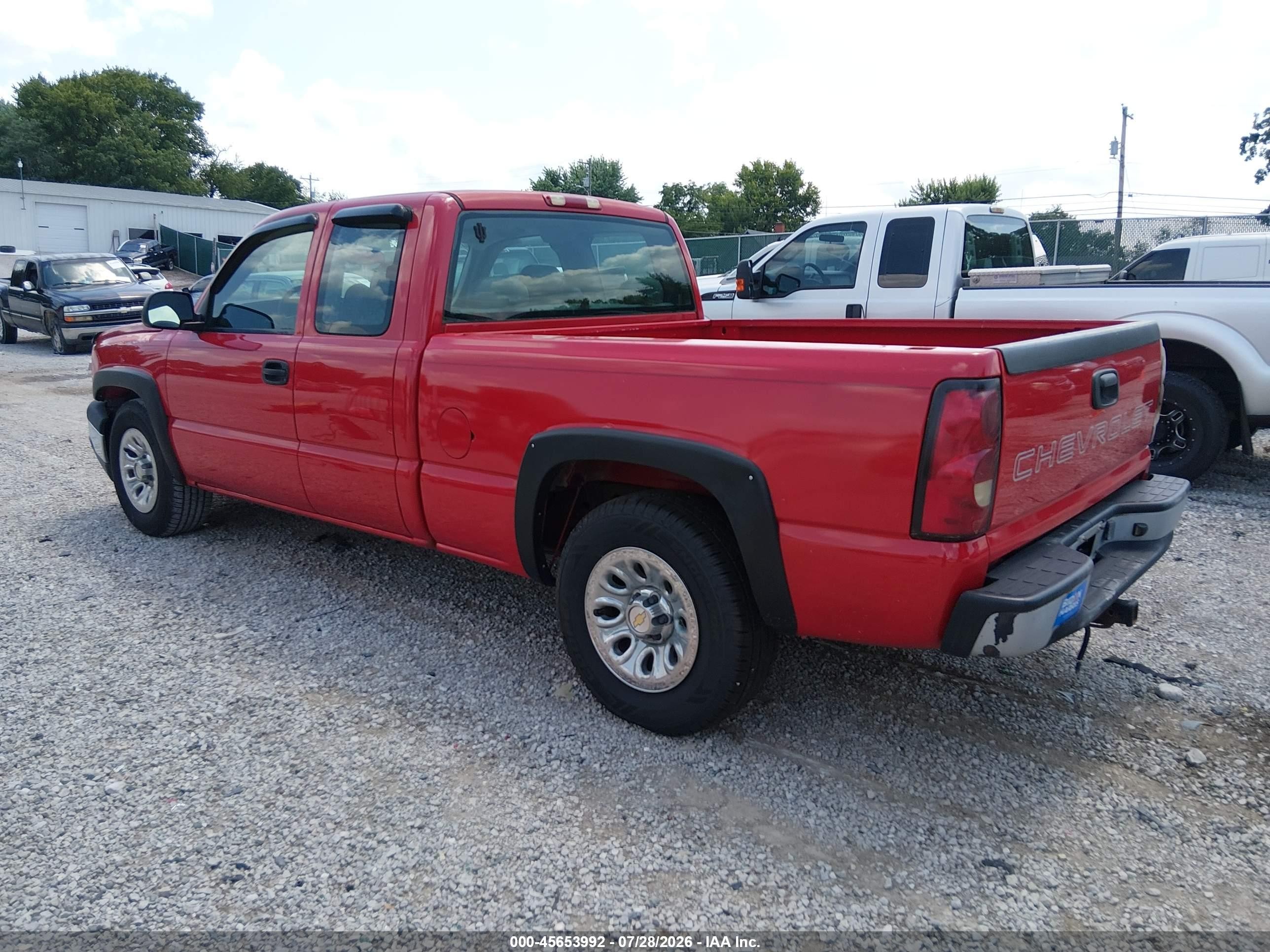 2005 Chevrolet Silverado 1500 Work Truck Red vin: 1GCEC19X95Z105125
