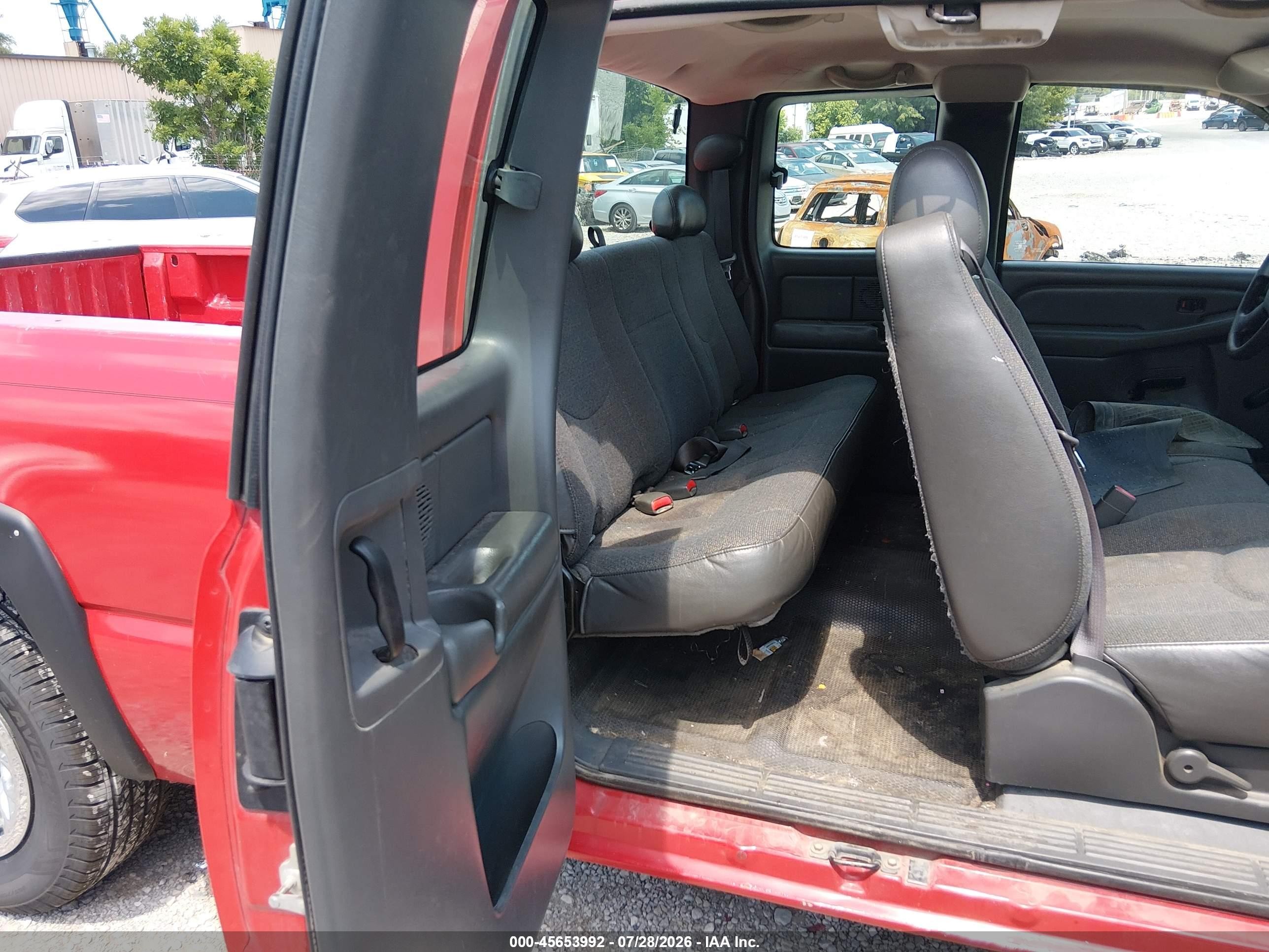 2005 Chevrolet Silverado 1500 Work Truck Red vin: 1GCEC19X95Z105125