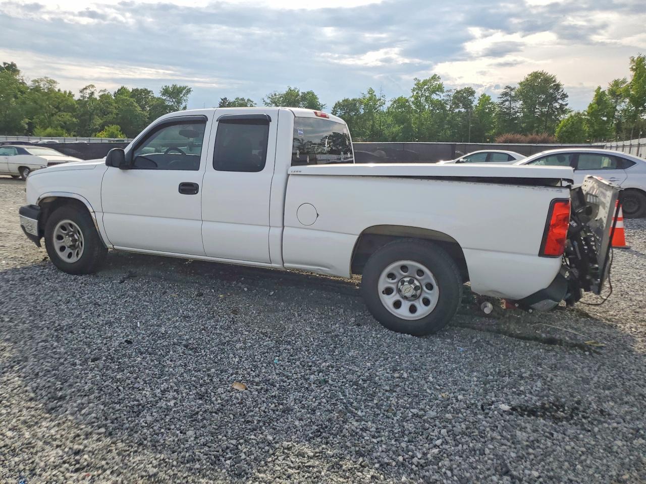 2007 Chevrolet Silverado C1500 Classic Белый vin: 1GCEC19X97Z163075