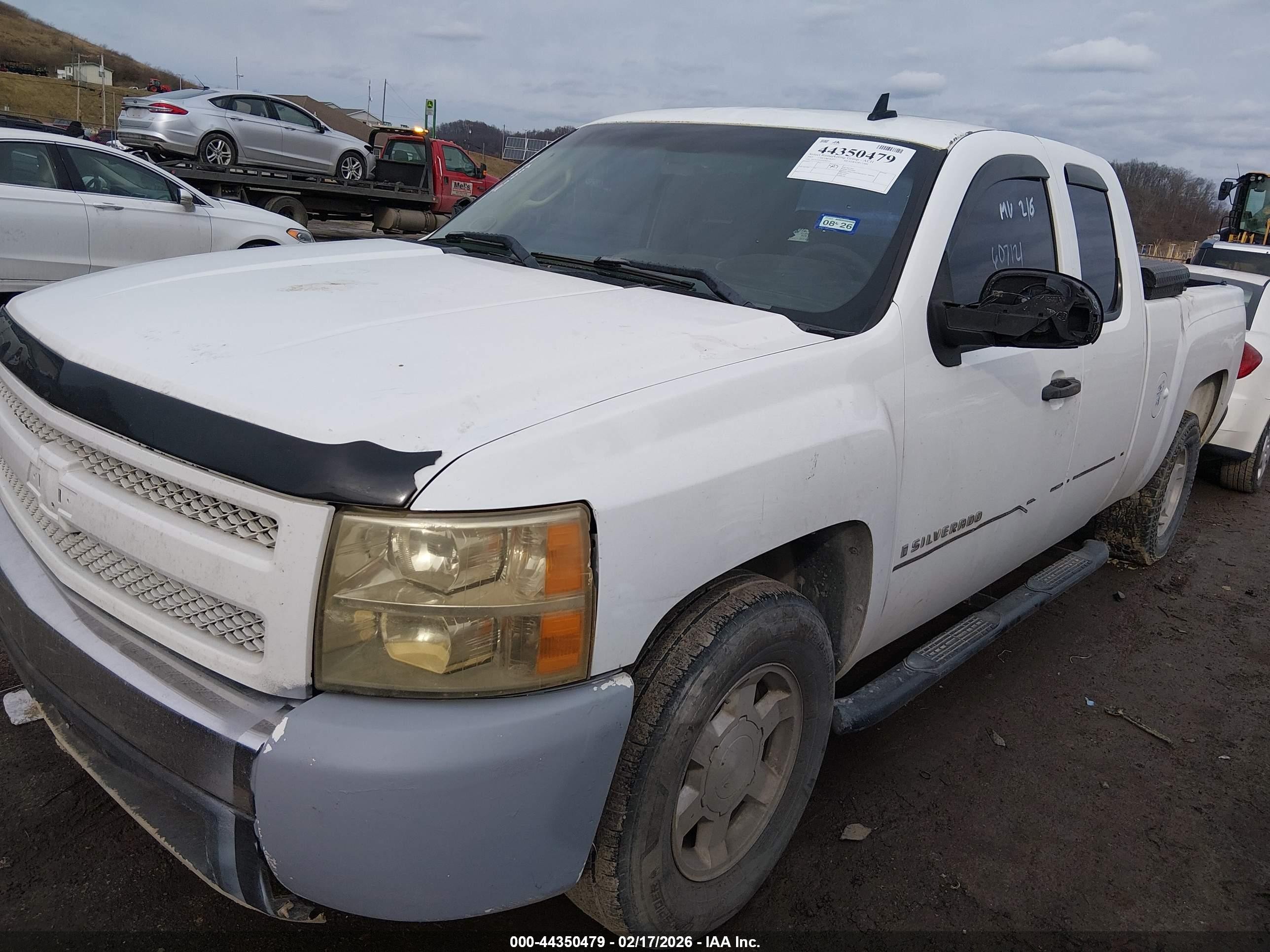 2007 Chevrolet Silverado 1500 Work Truck White vin: 1GCEC19X97Z607121