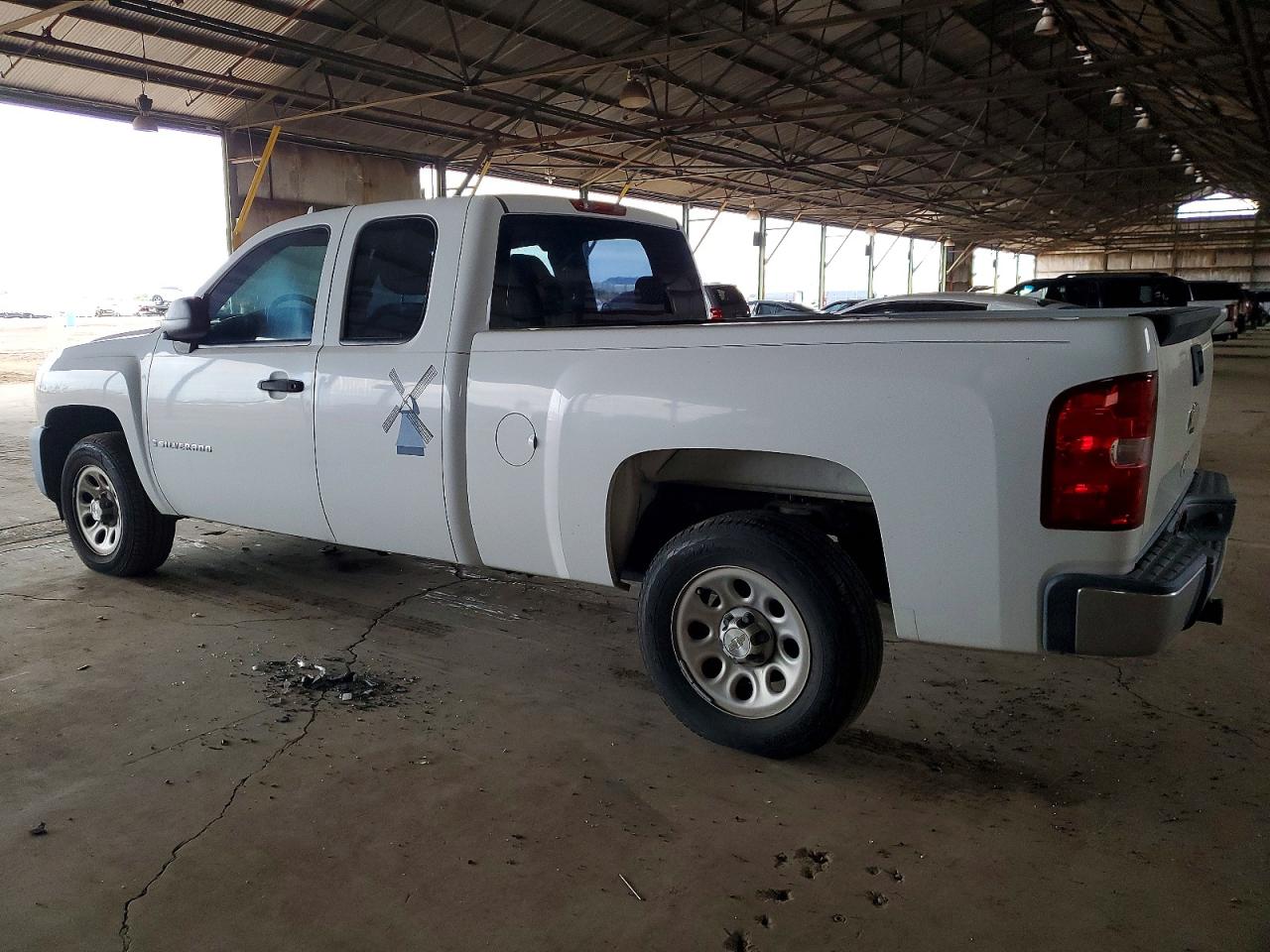 2008 Chevrolet Silverado C1500 White vin: 1GCEC19X98Z140901
