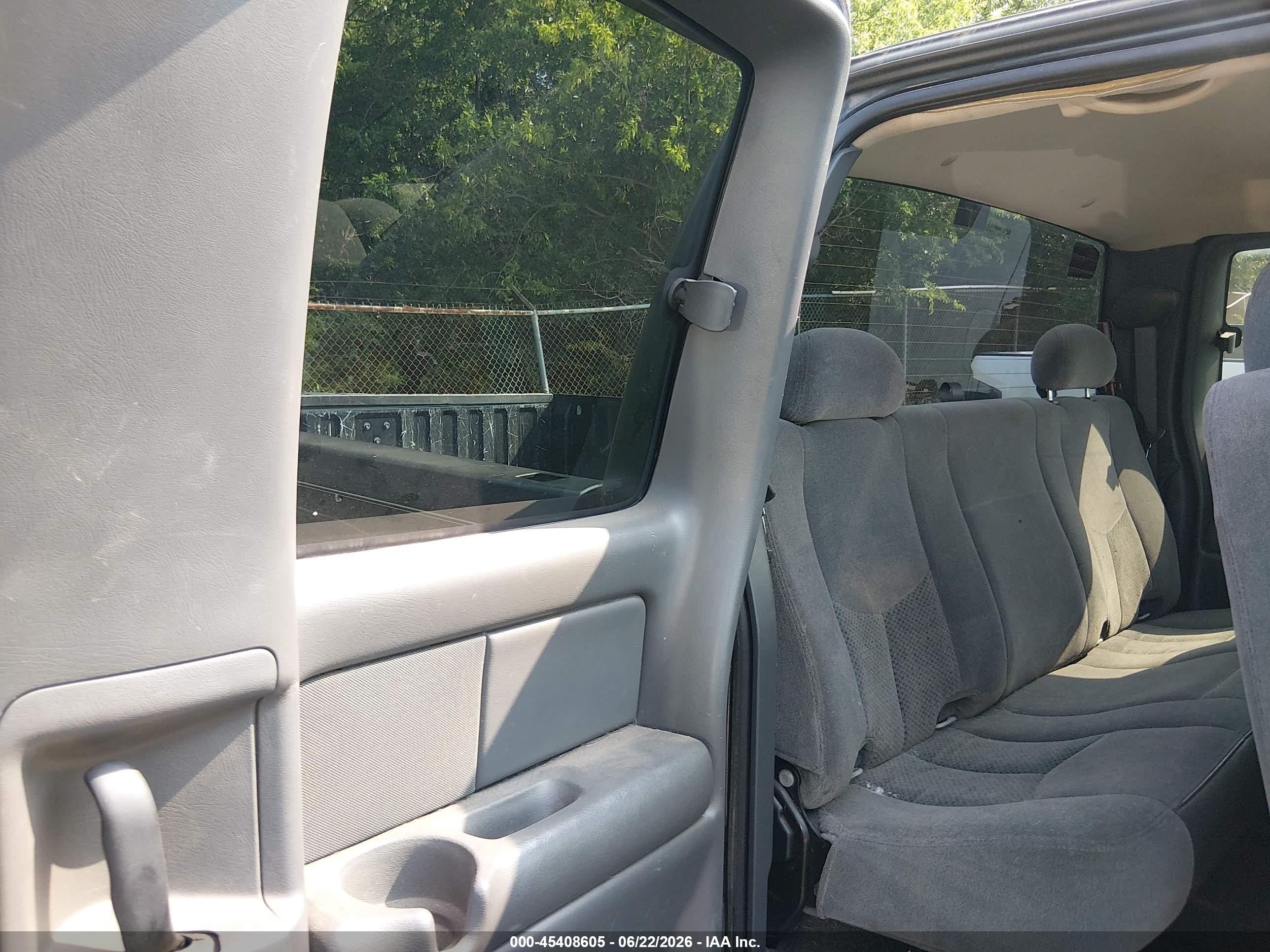 2005 Chevrolet Silverado 1500 Ls Blue vin: 1GCEC19Z05Z149418