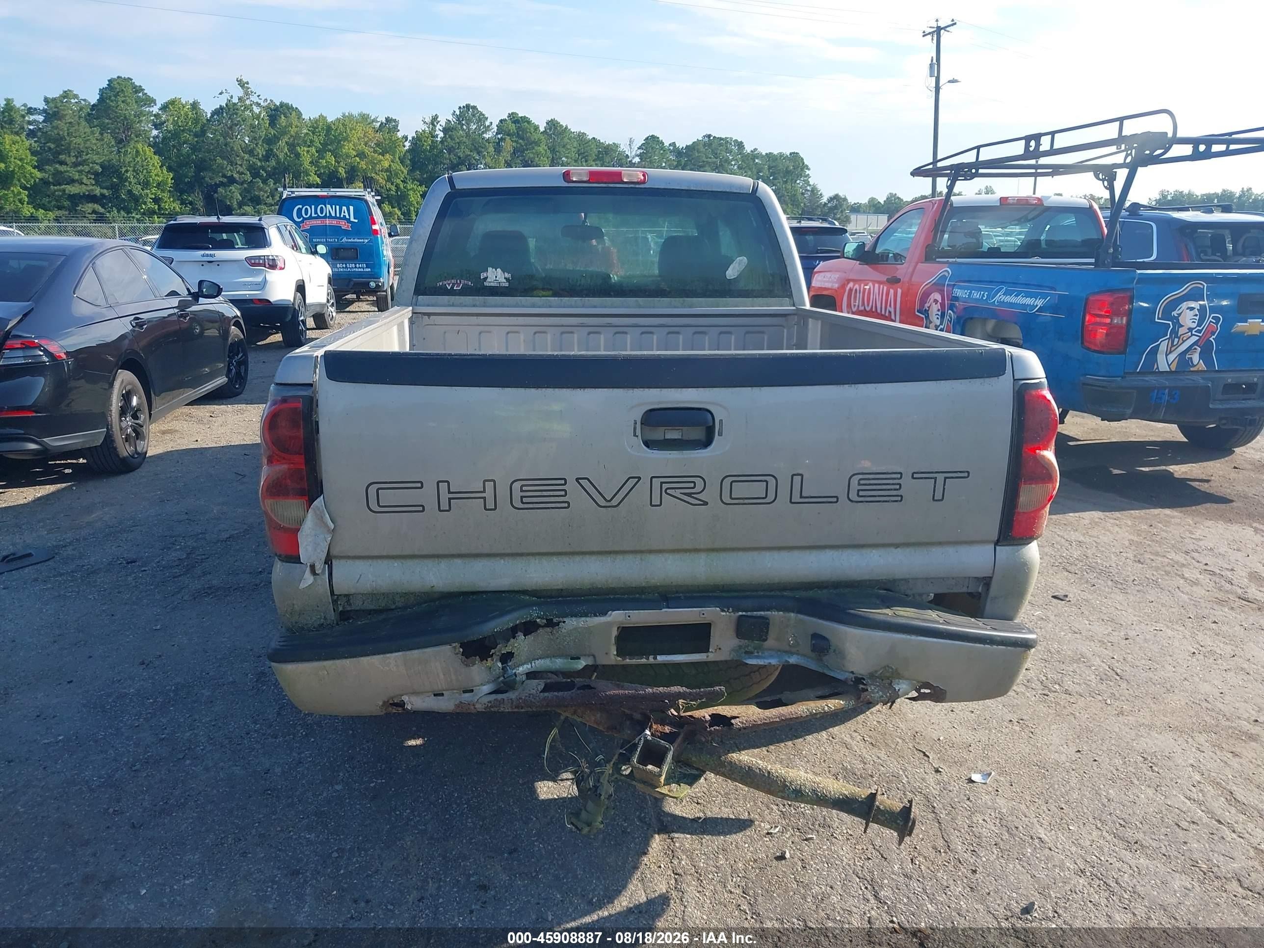2006 Chevrolet Silverado 1500 Work Truck Silver vin: 1GCEC19Z06Z204032