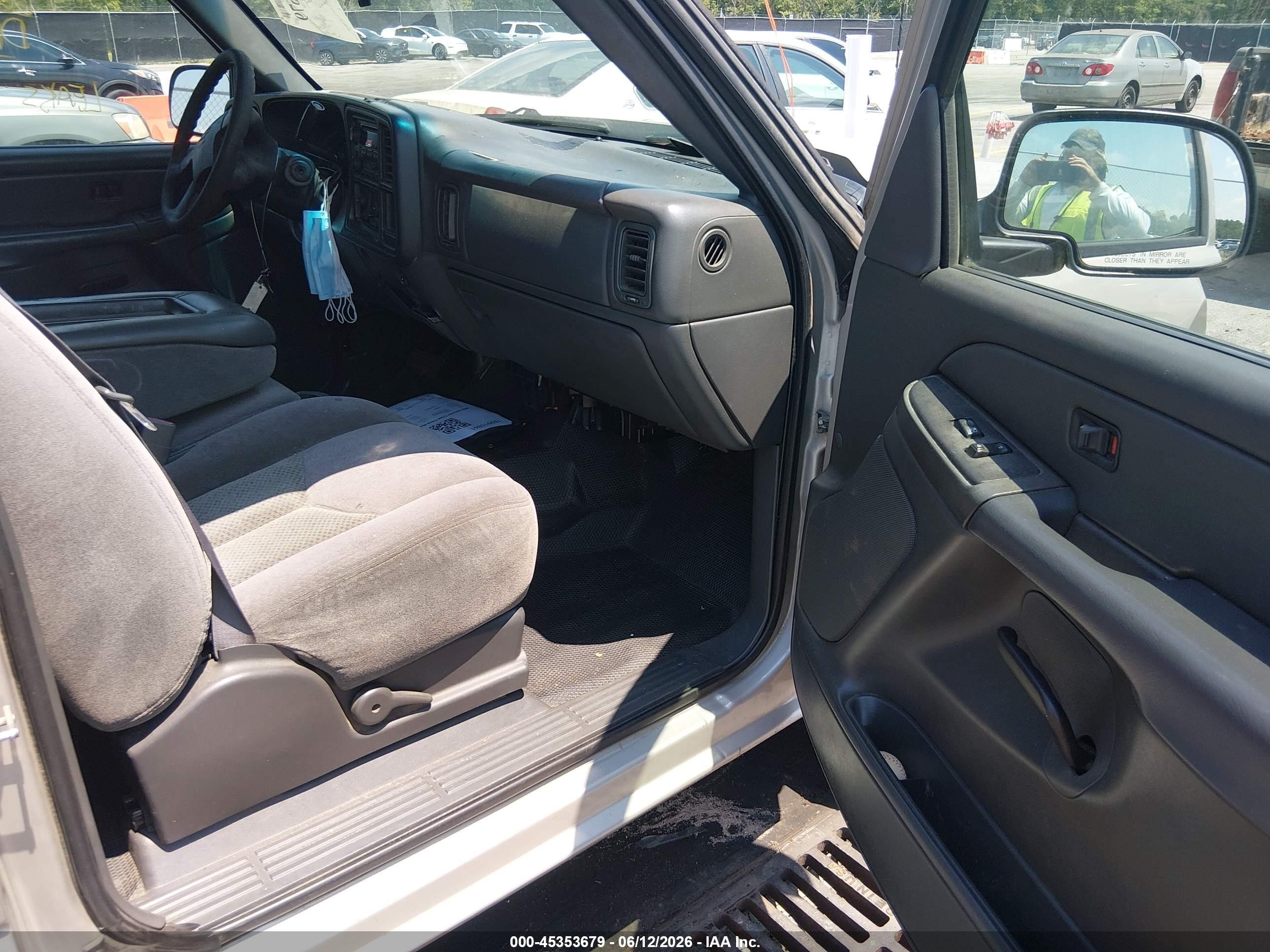 2006 Chevrolet Silverado 1500 Work Truck Tan vin: 1GCEC19Z06Z230226
