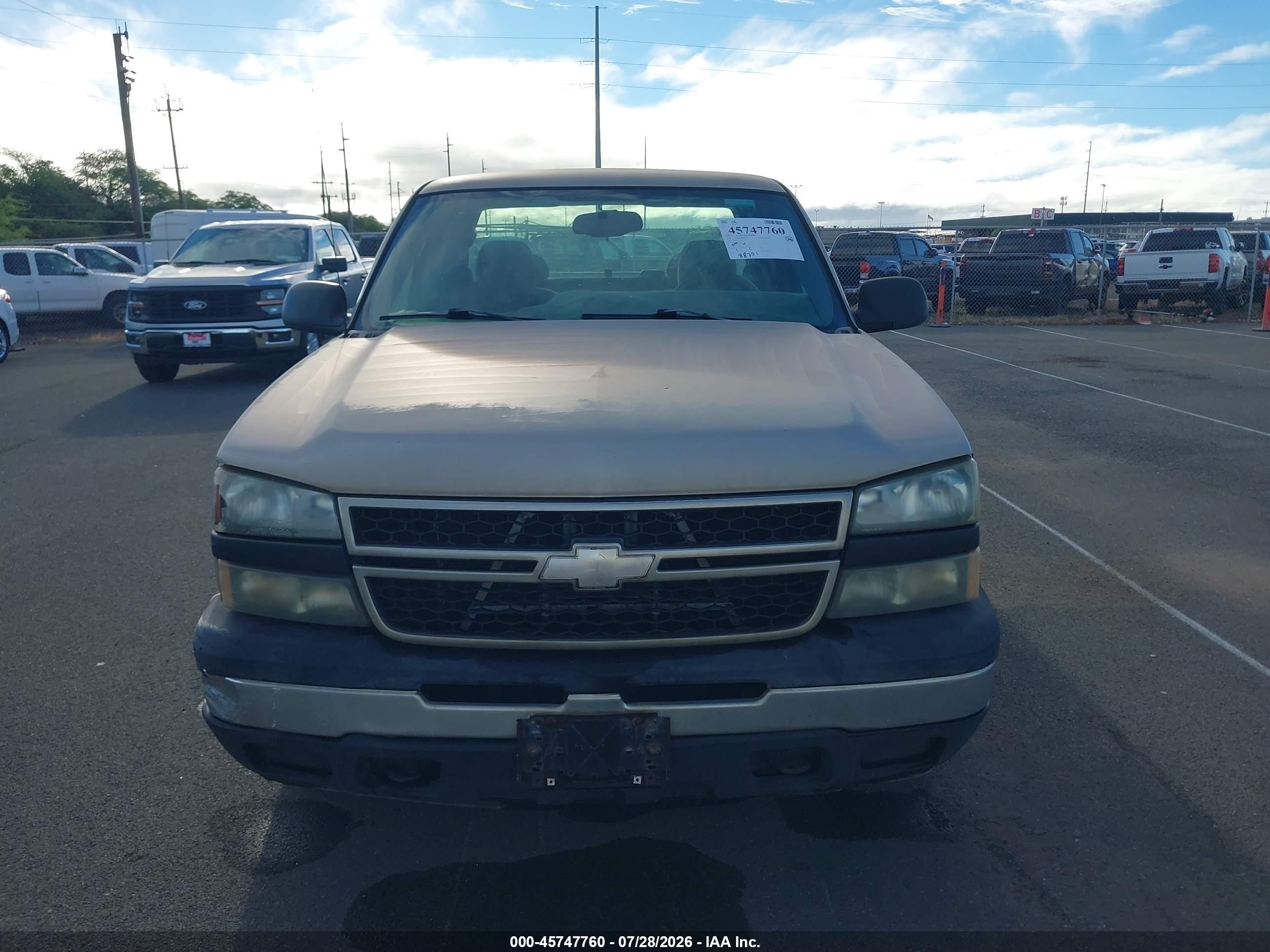2007 Chevrolet Silverado 1500 Classic Work Truck Champagne vin: 1GCEC19Z07E127350