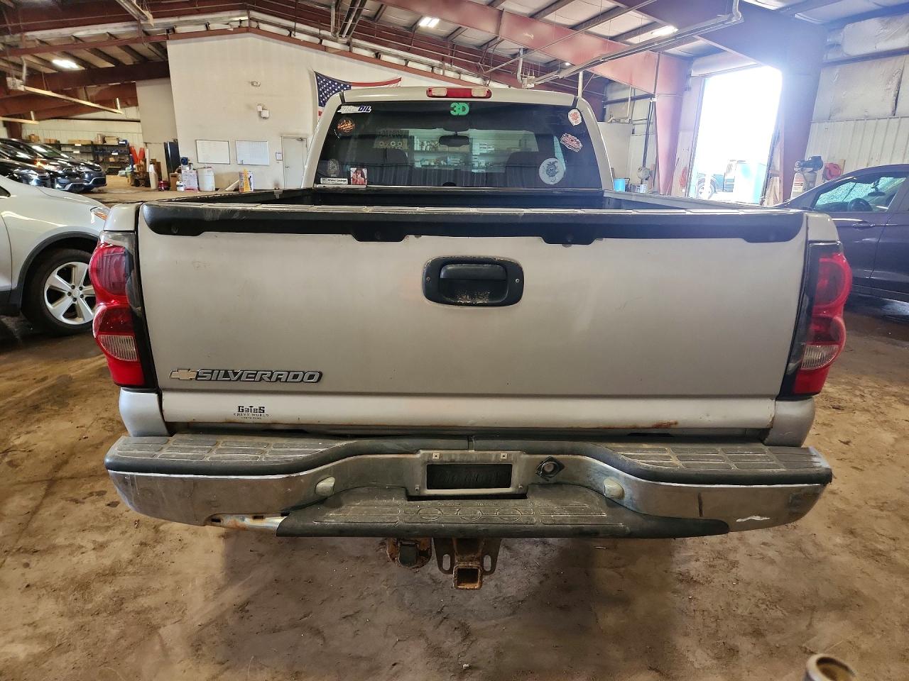 2006 Chevrolet Silverado C1500 Beige vin: 1GCEC19Z16Z186432