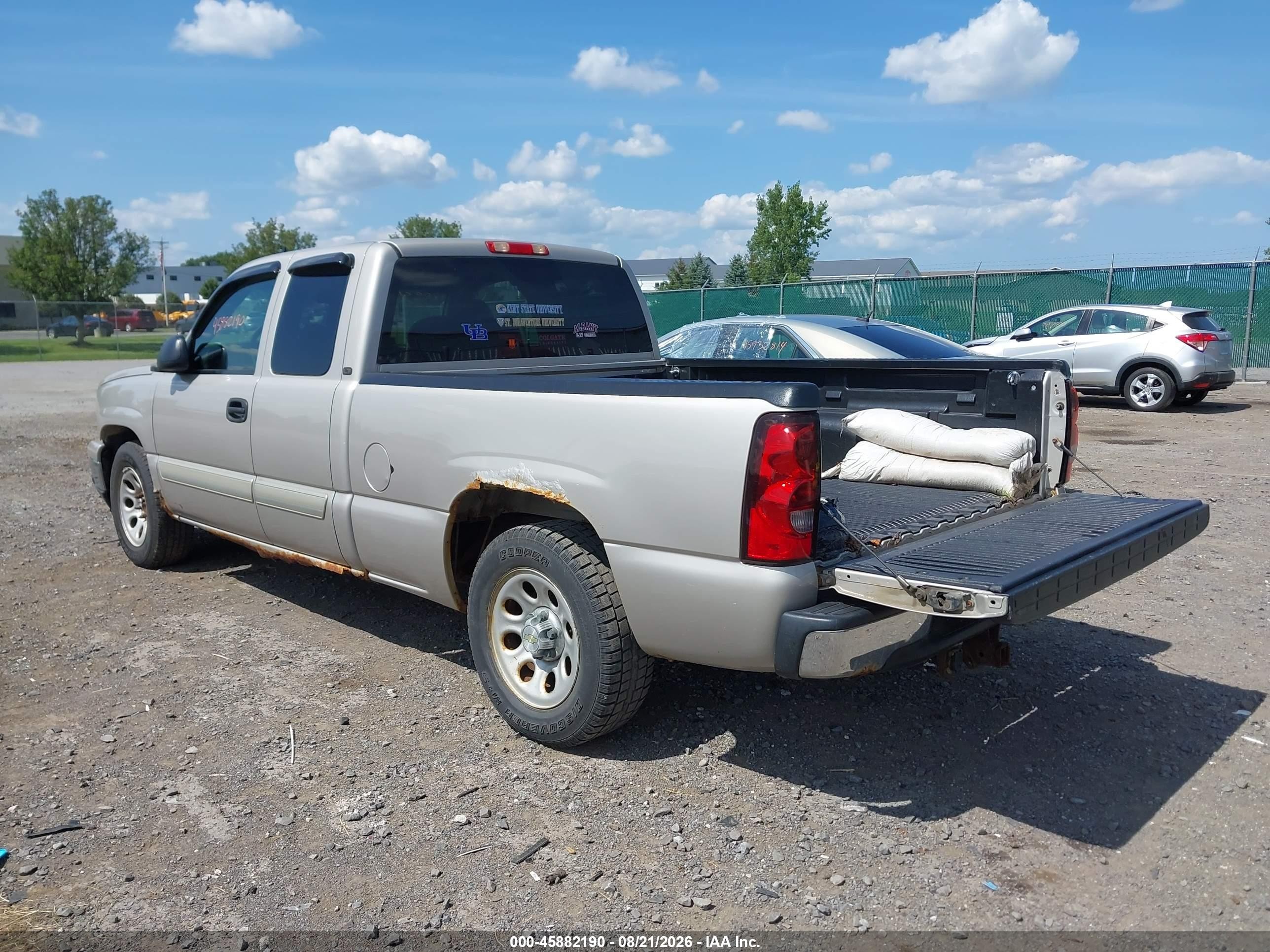2006 Chevrolet Silverado 1500 Lt1 Silver vin: 1GCEC19Z46Z277534