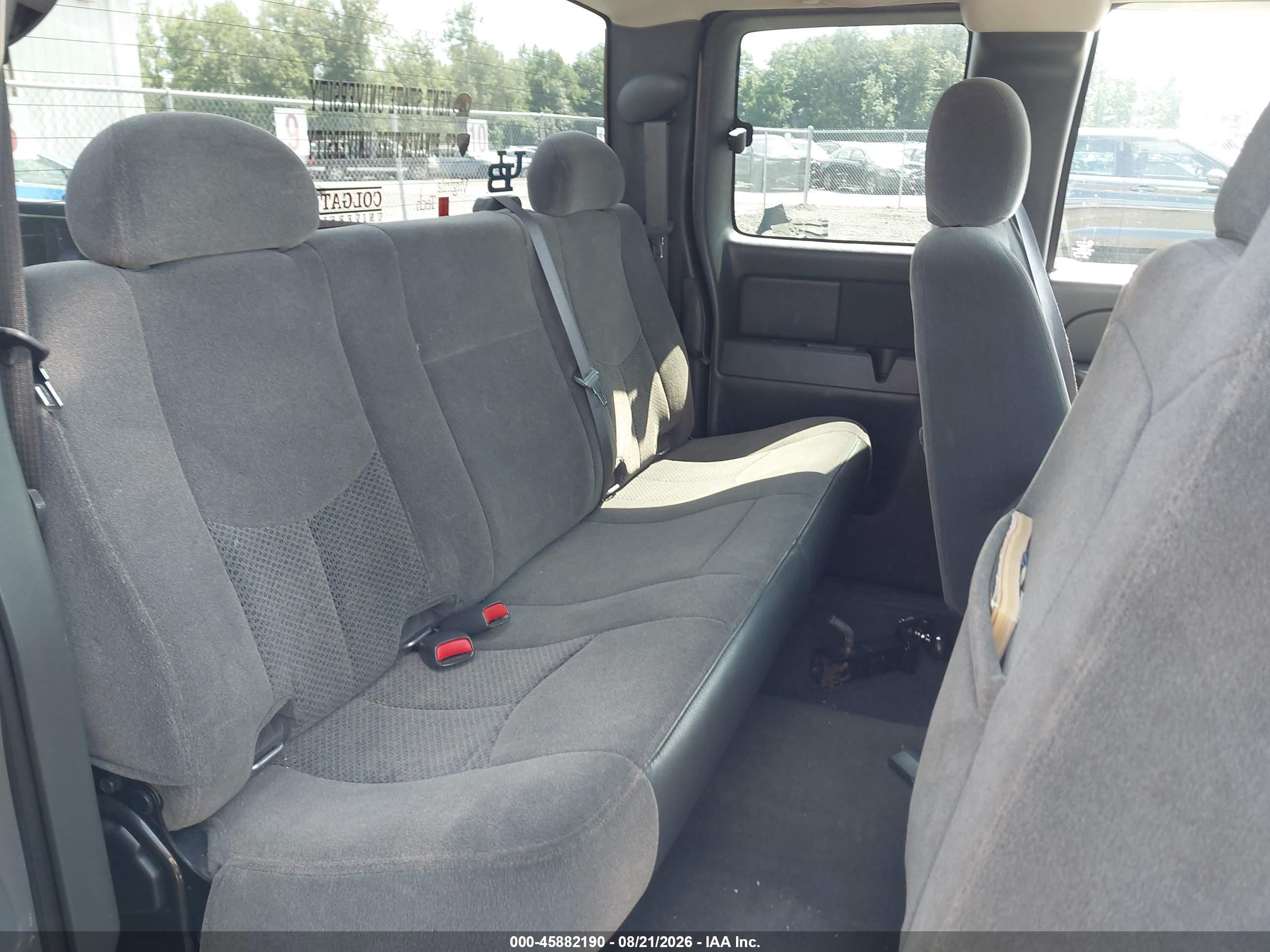 2006 Chevrolet Silverado 1500 Lt1 Silver vin: 1GCEC19Z46Z277534