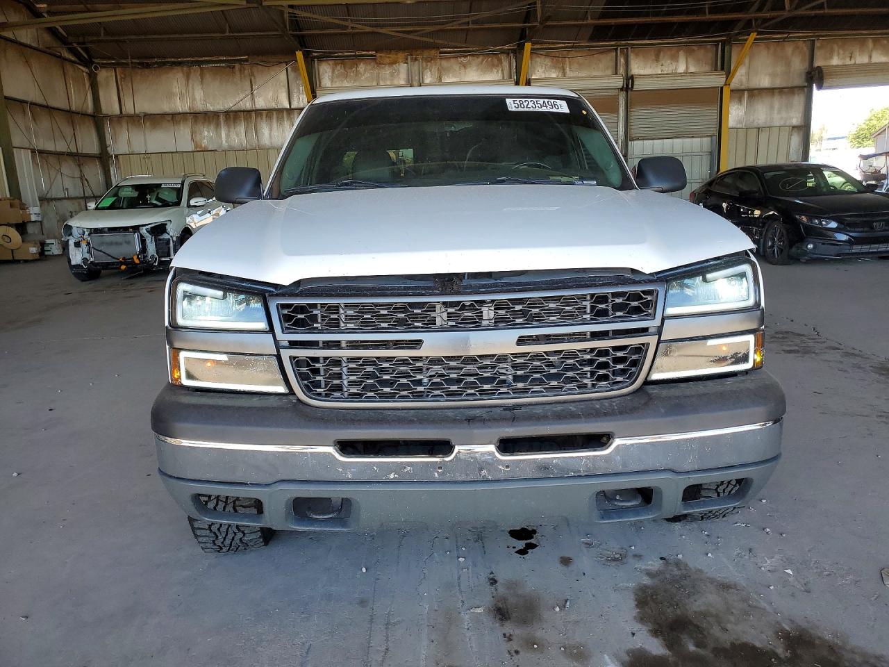2005 Chevrolet Silverado C1500 White vin: 1GCEC19Z55Z255413