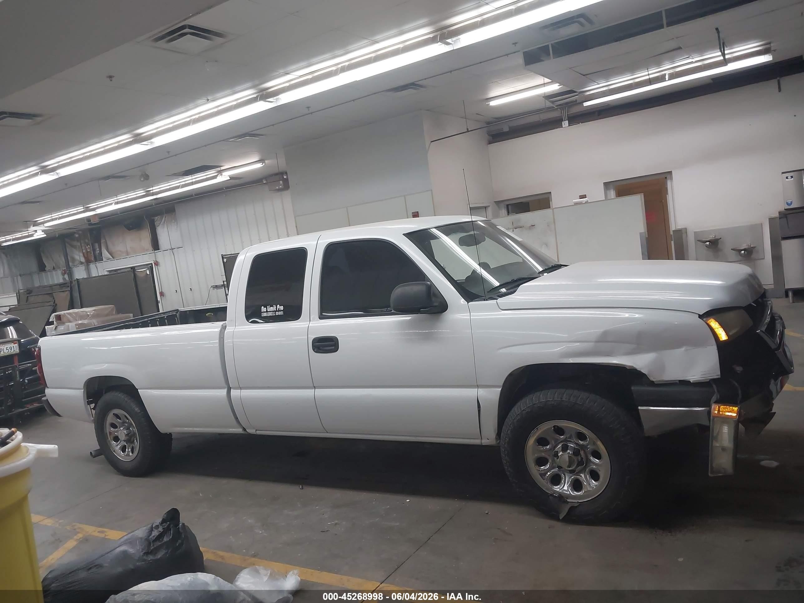 2006 Chevrolet Silverado 1500 Ls White vin: 1GCEC19Z56E176994